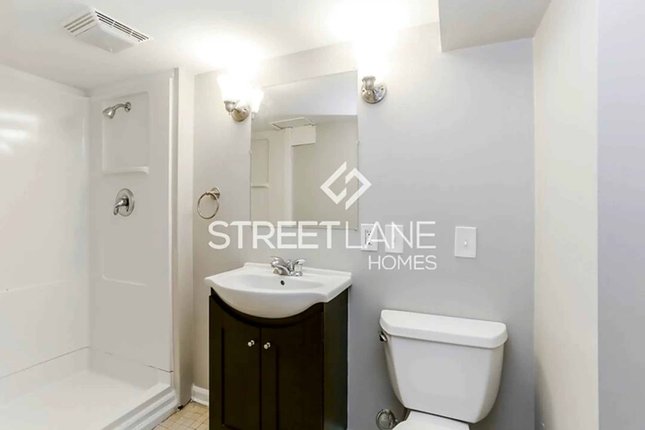 Bathroom - 47 E Jeffrey Pl - Columbus, OH