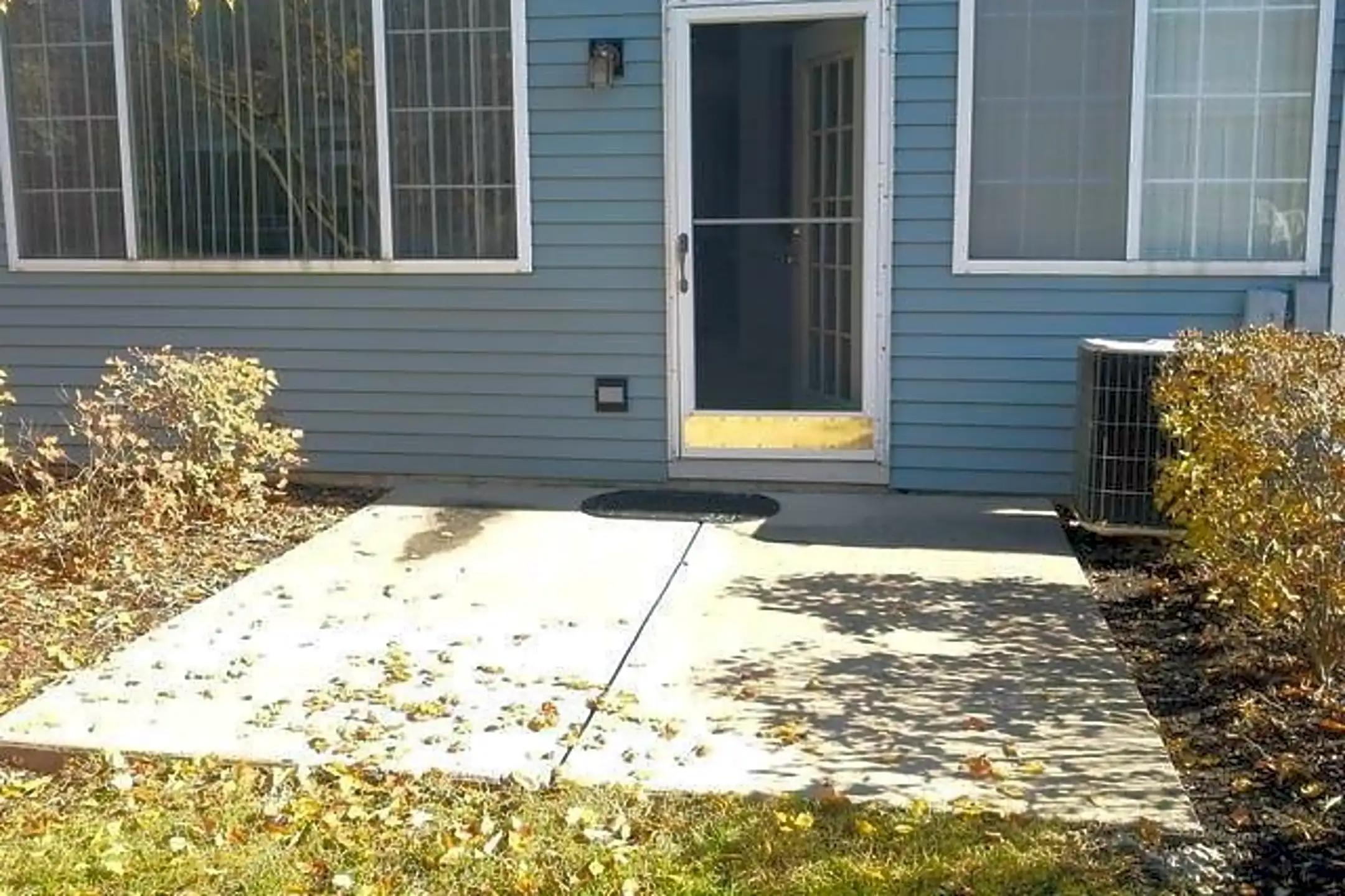 21 S Oakhurst Dr Aurora, IL Townhomes for Rent Rent.