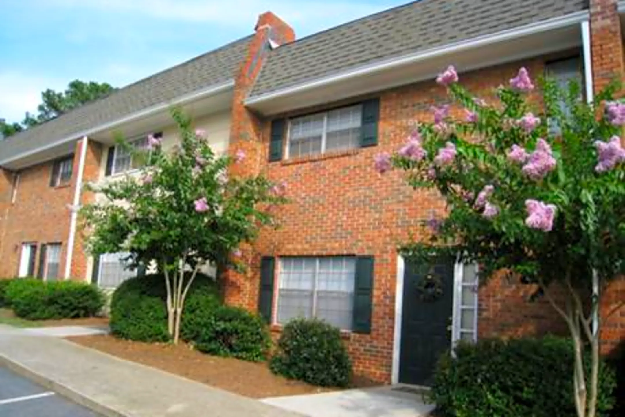 Morrowood Townhouse Apartments 5915 Trammell Rd Morrow, GA