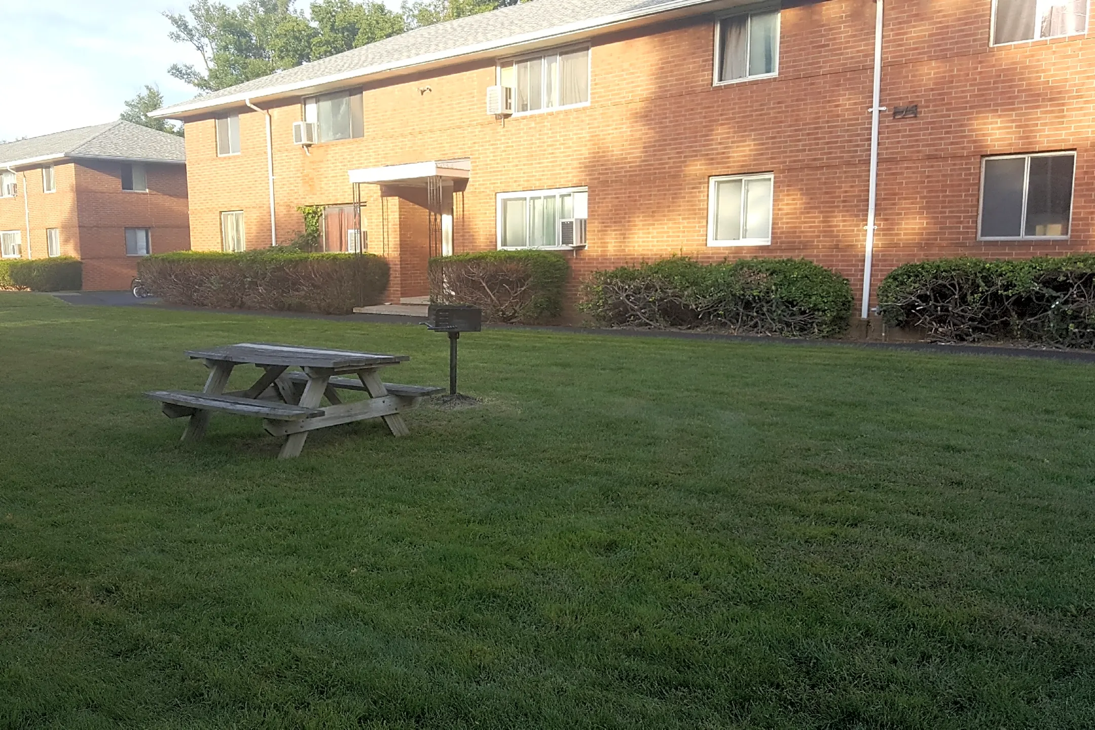 Batavia Gardens - 679 E Main St | Batavia, NY Apartments for Rent | Rent.