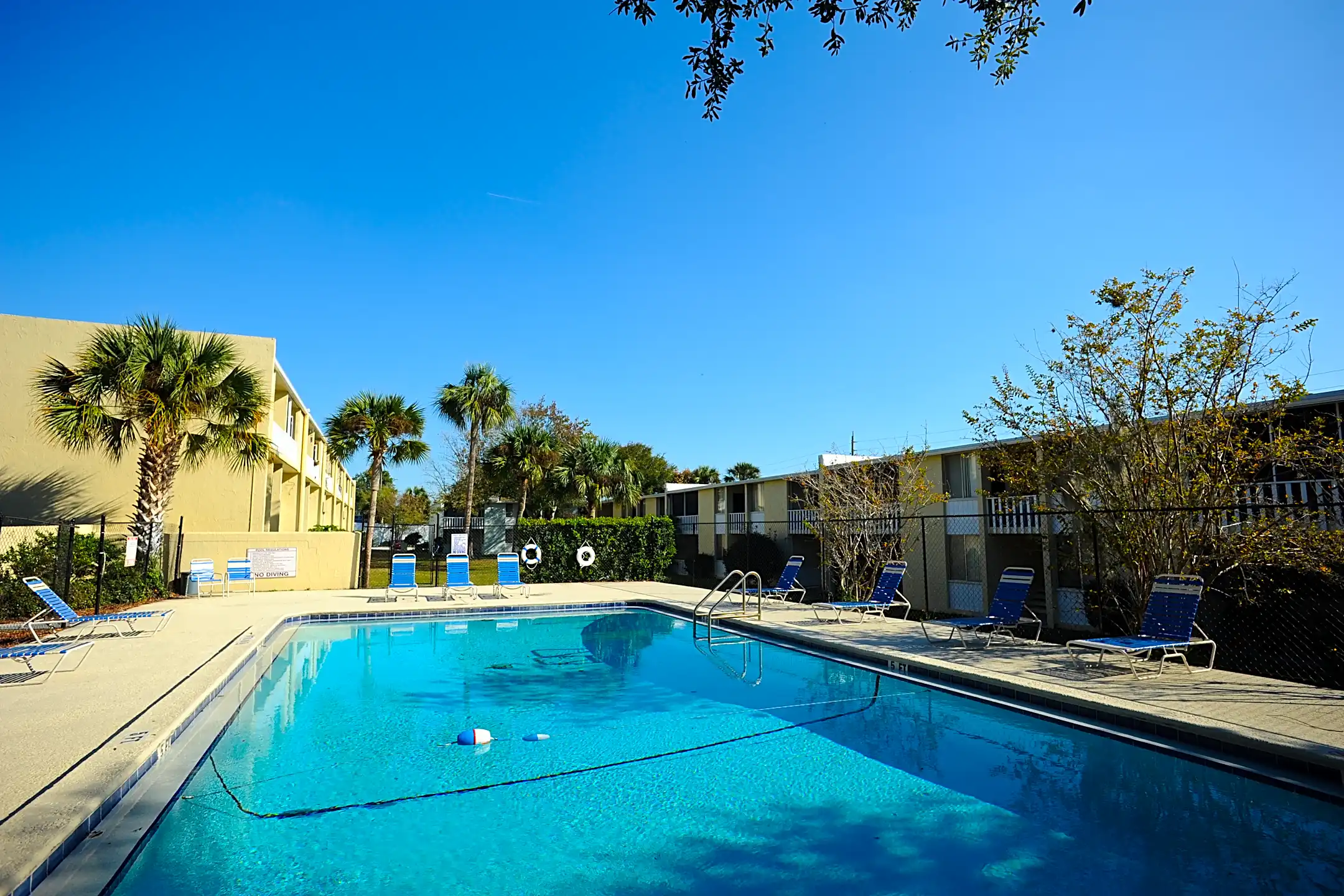 Southside Commons 9801 Old Baymeadows Rd Jacksonville, FL