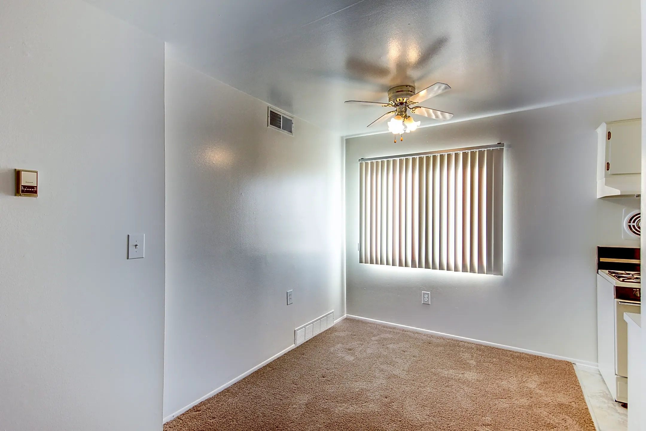 Sterling Knolls 11855 15 Mile Rd Sterling Heights, MI Apartments