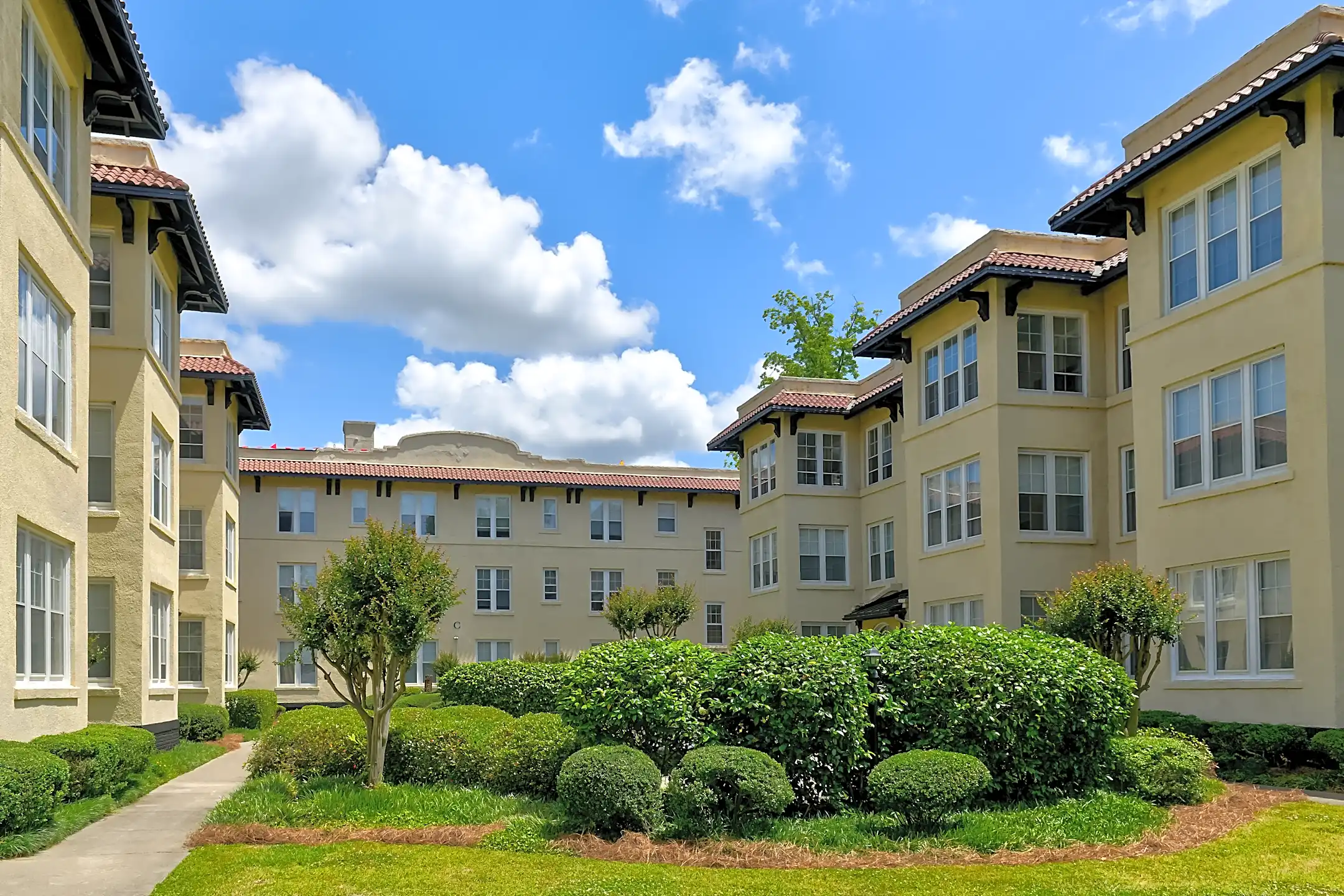 Broadway Apartments 335 Broad St Augusta, GA Apartments for Rent