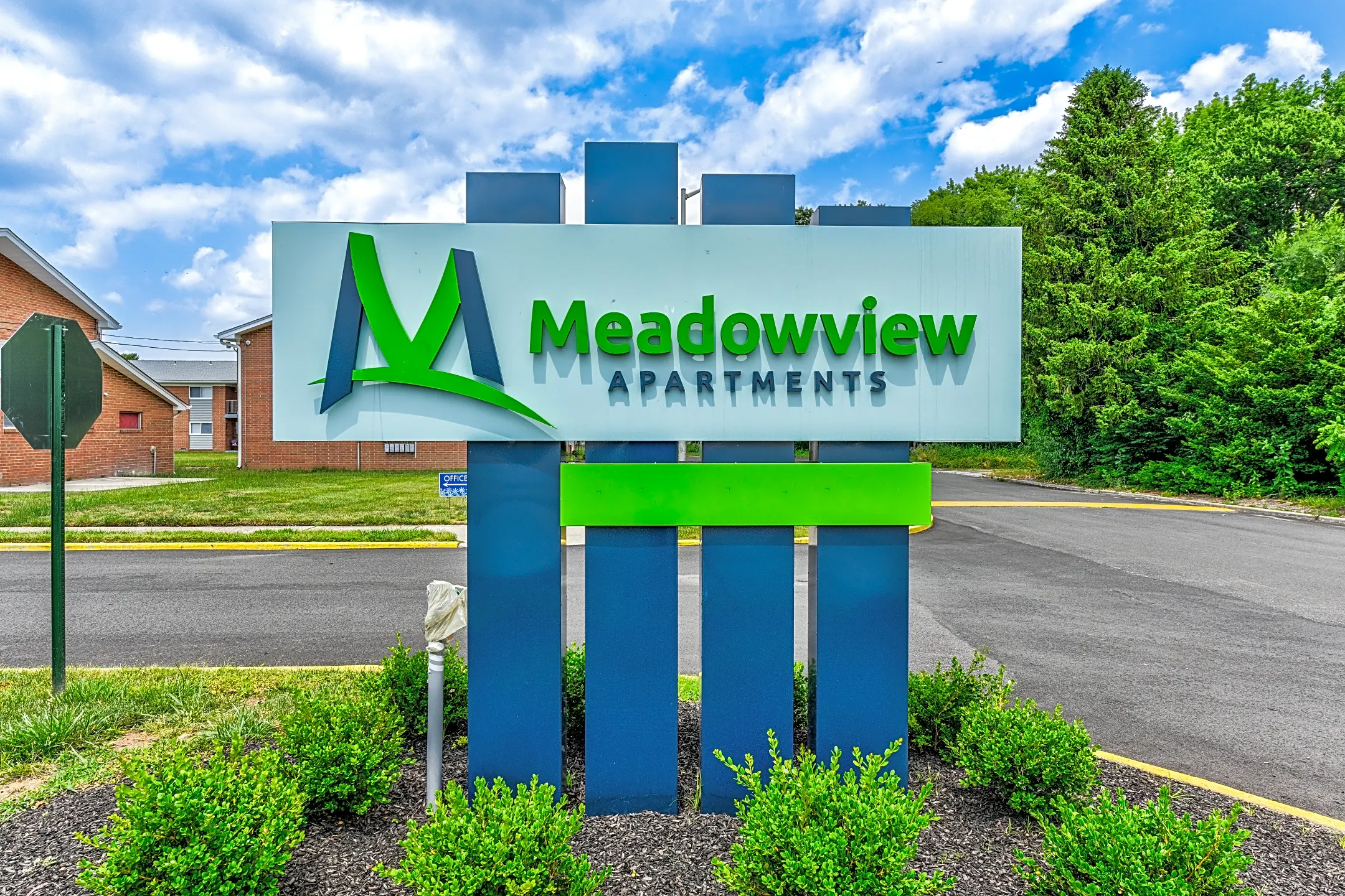 Community Signage - Meadowview Apartments. - Pennsville, NJ