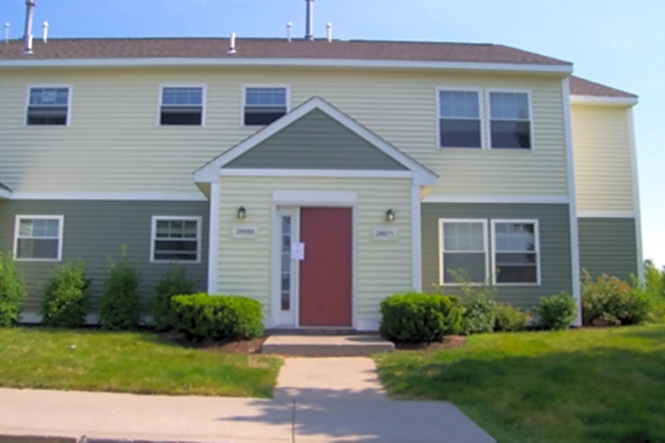 The Ledges Apartments 26686 Boyer Cir Evans Mills, NY Apartments