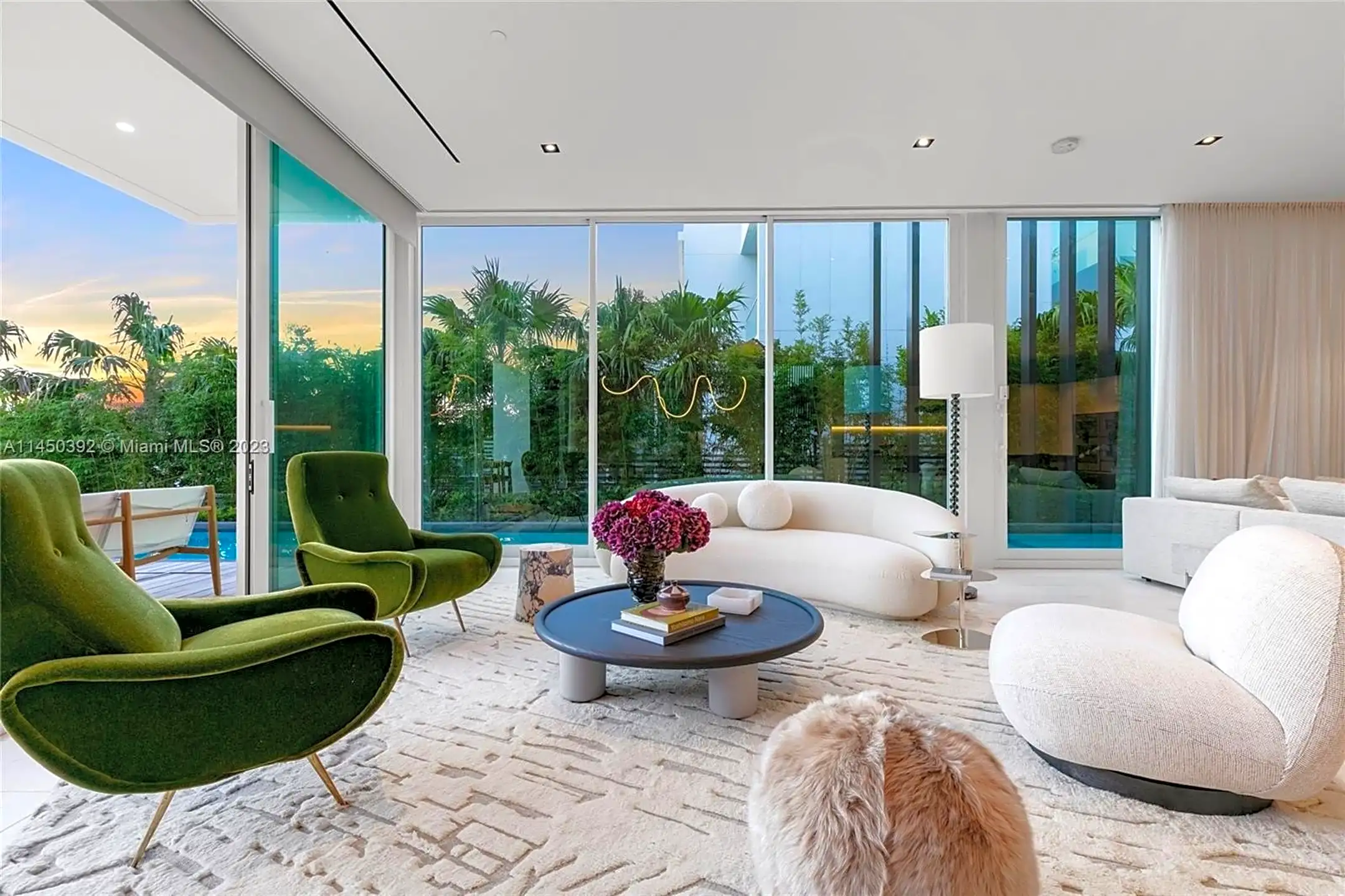 Dining Room - 1081 W 48th St - Miami Beach, FL