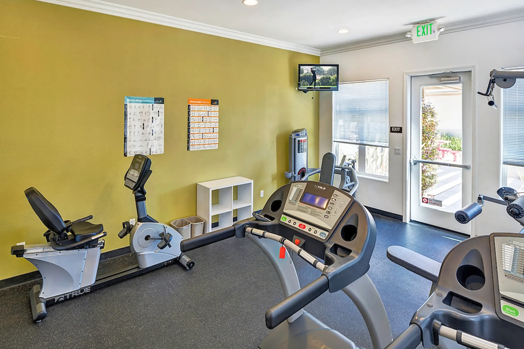 Valencia at Gale Ranch 1200 Goldenbay Ave San Ramon, CA Apartments