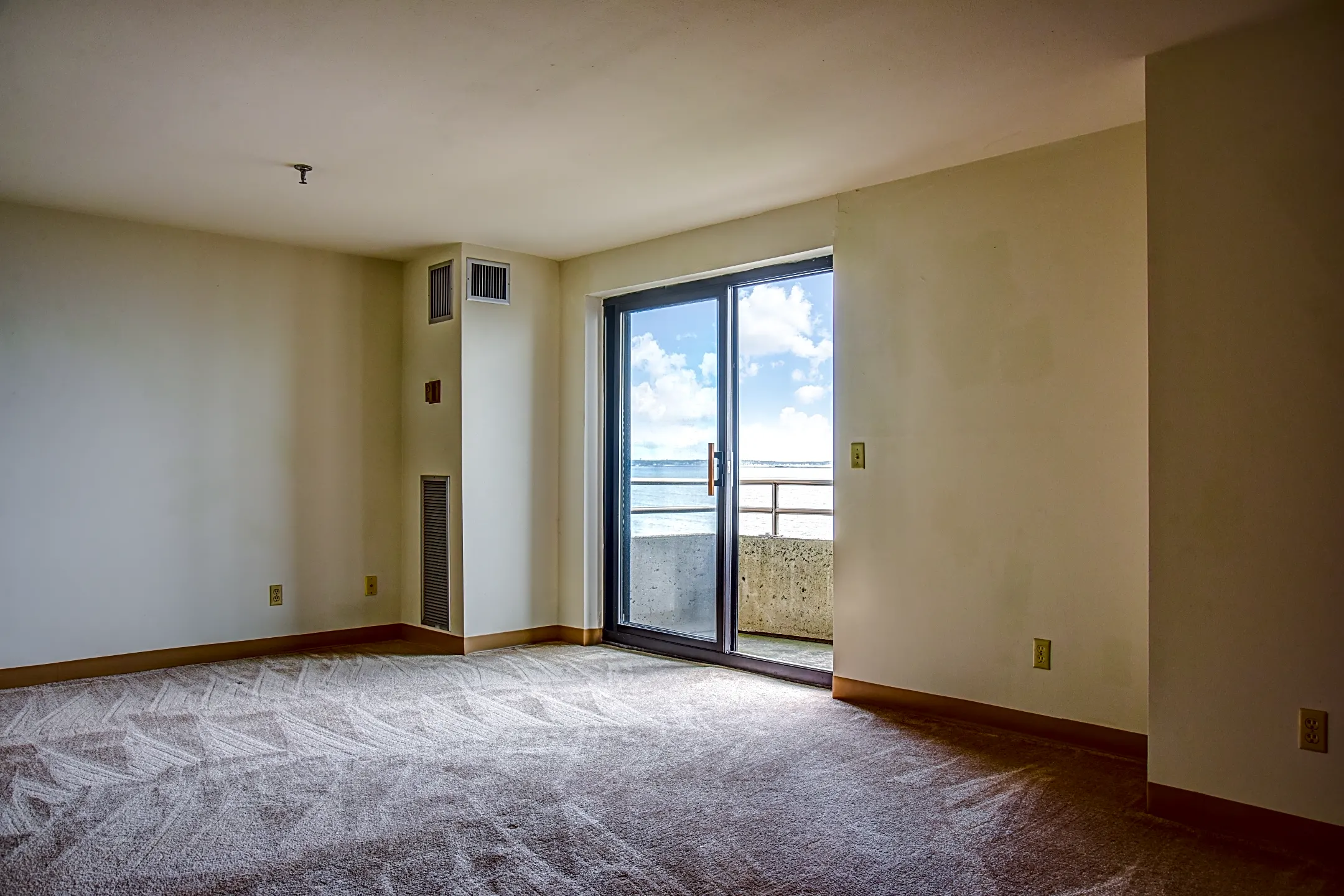 Water's Edge - 394 Ocean Ave | Revere, MA Apartments for Rent | Rent.