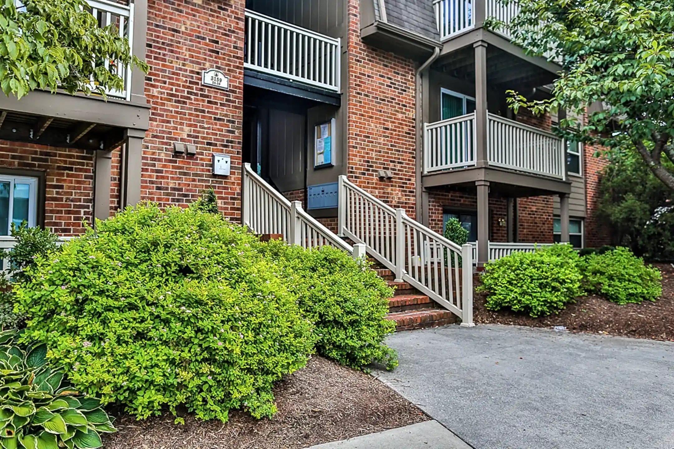 Cedar Point Apartments Roanoke