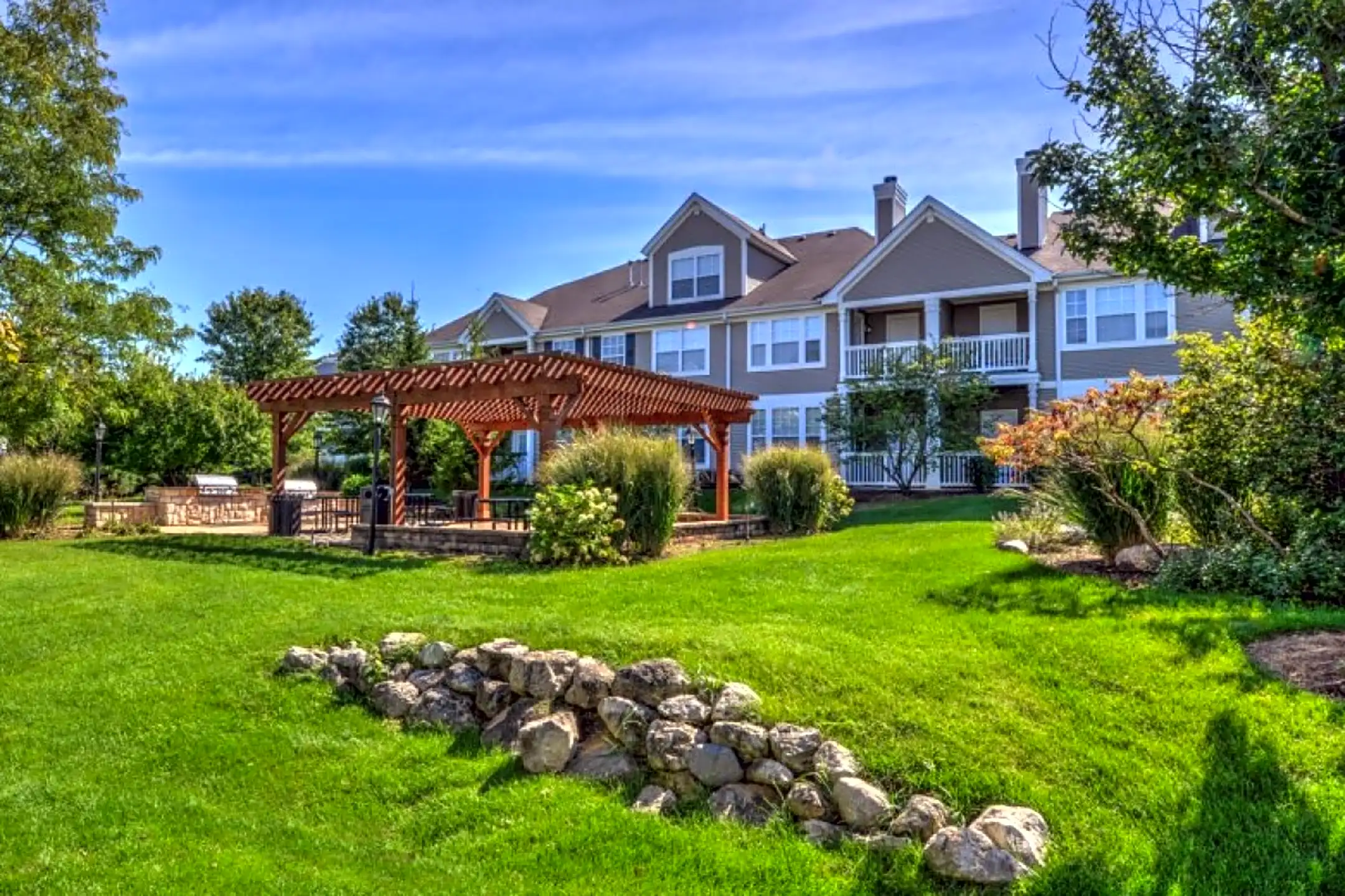 Aurora at Summerfield Aurora, IL 60504