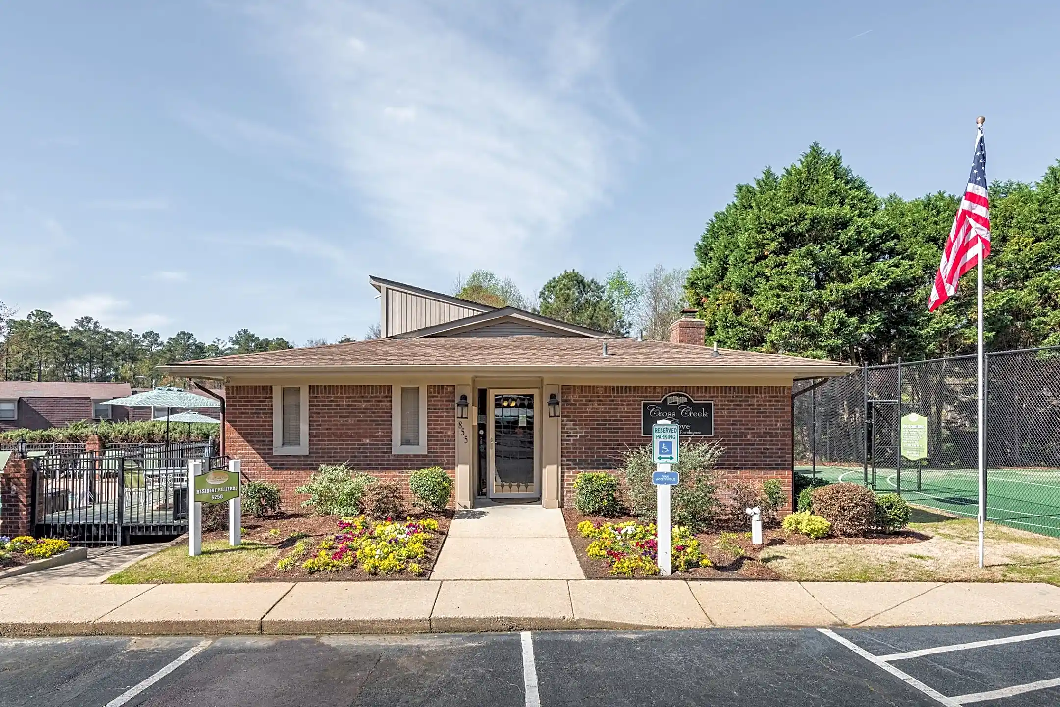 Cross Creek Cove 855 King Arthur Dr Fayetteville, NC Apartments for