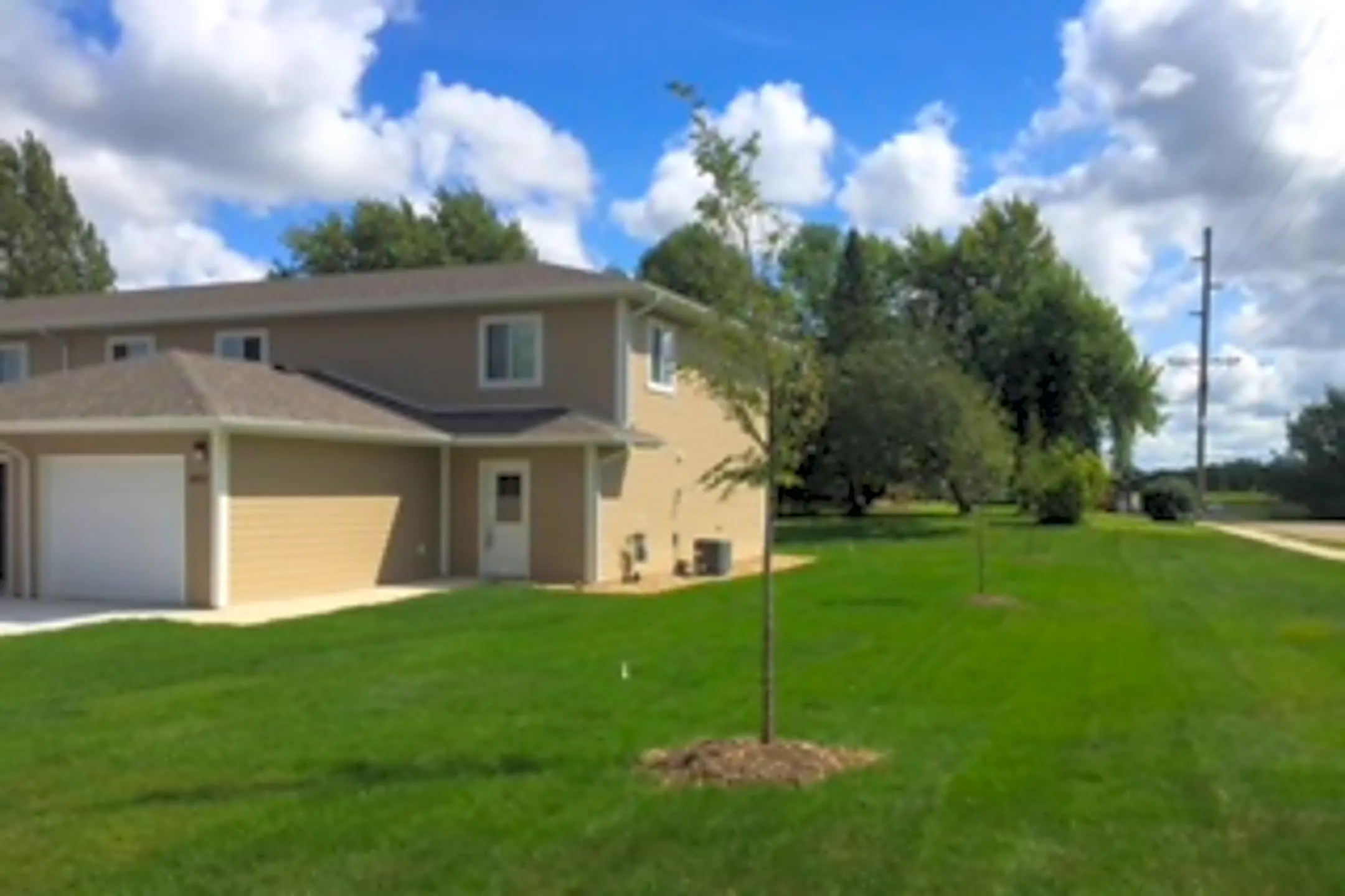 Wedgewood Cove Townhomes 1458 Wedgewood Rd Albert Lea, MN