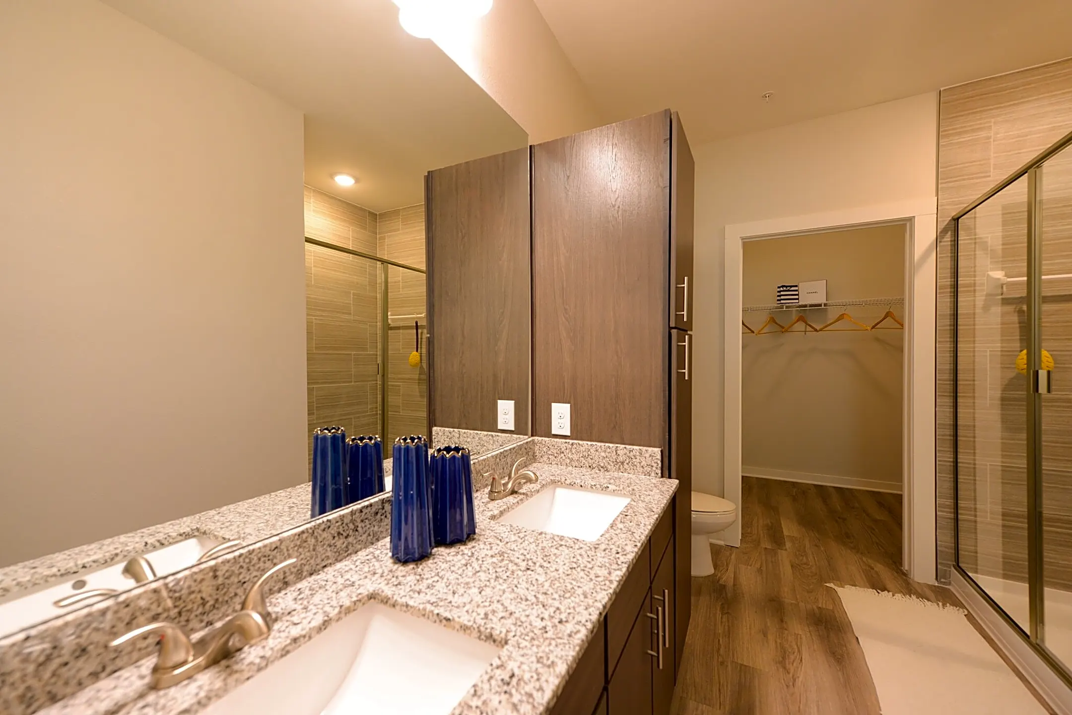 Luxor Club Jacksonville, FL 32258