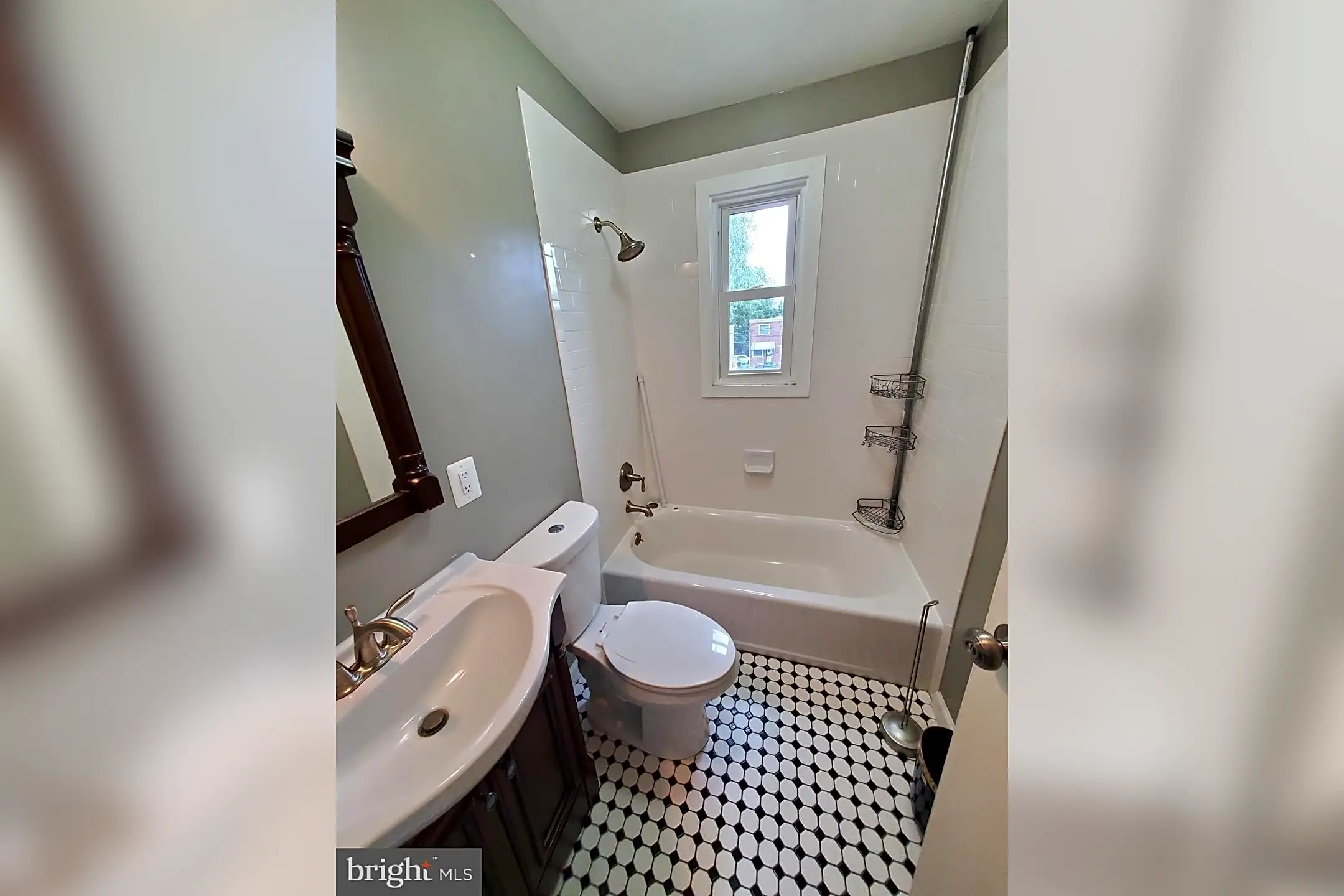 Bathroom - 729 Decatur St NE - Washington, DC