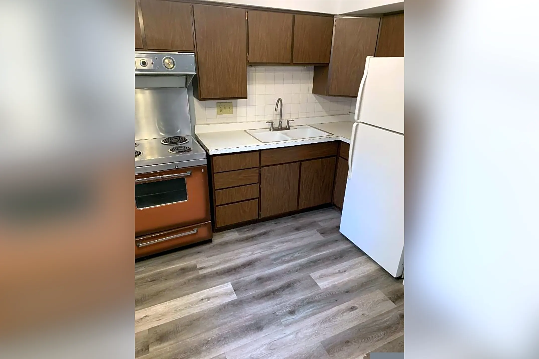 525 W Cook St Houses Springfield, IL 62704