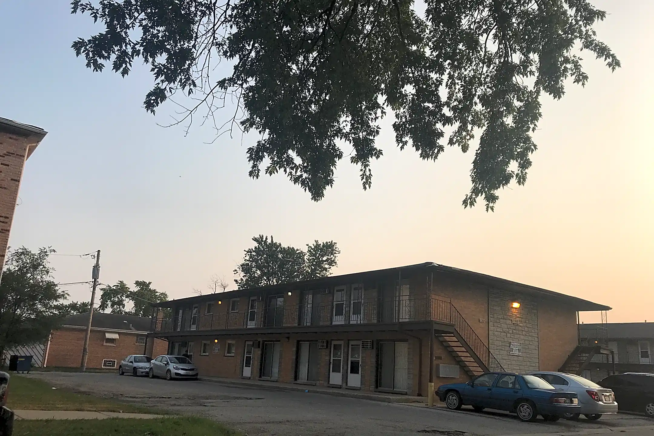 Apartments In Calumet Park