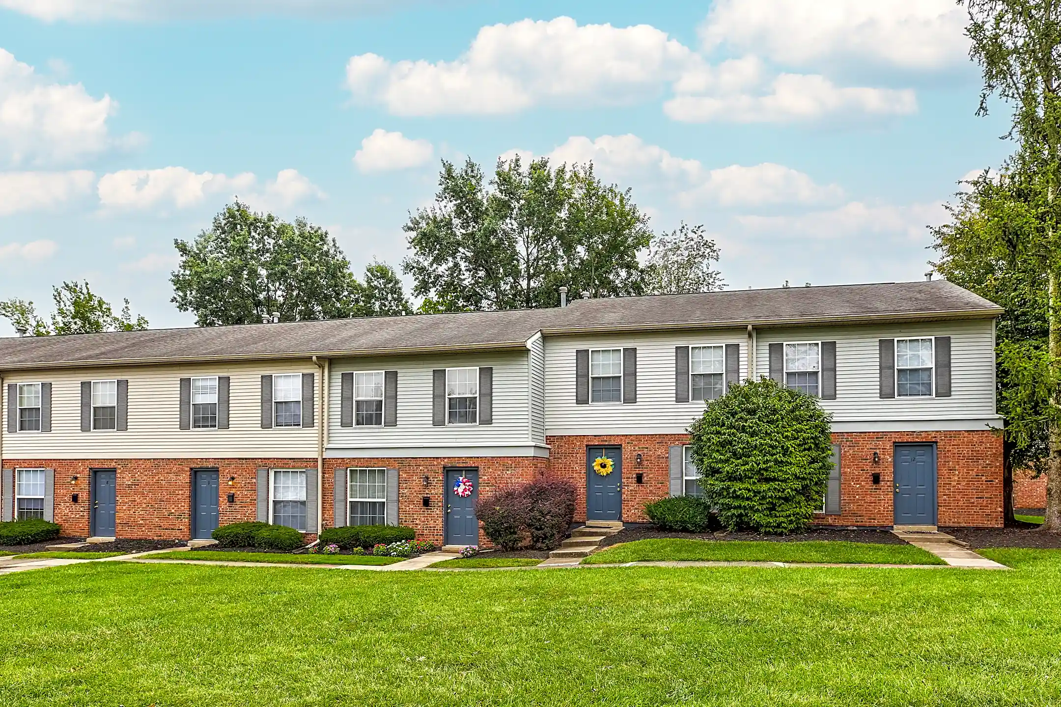 Normandy Green Apartments & Townhouses 6805 Sebree Dr Florence, KY