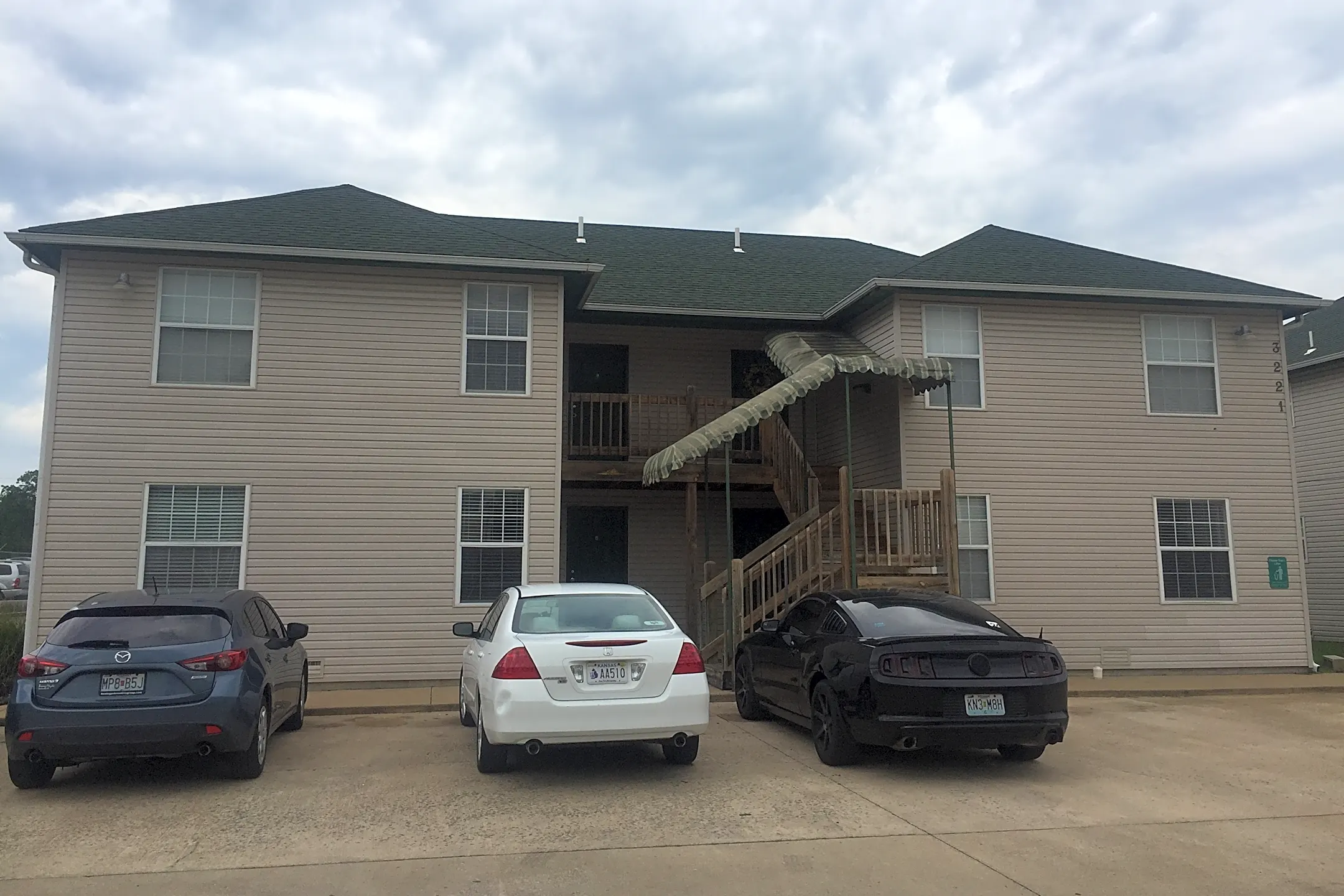 Northside Apt For Rent