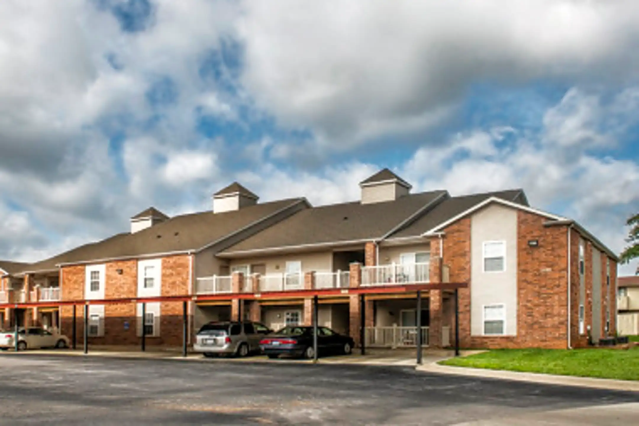 Gazebo Townhouses & Apartments Springfield, MO 65804