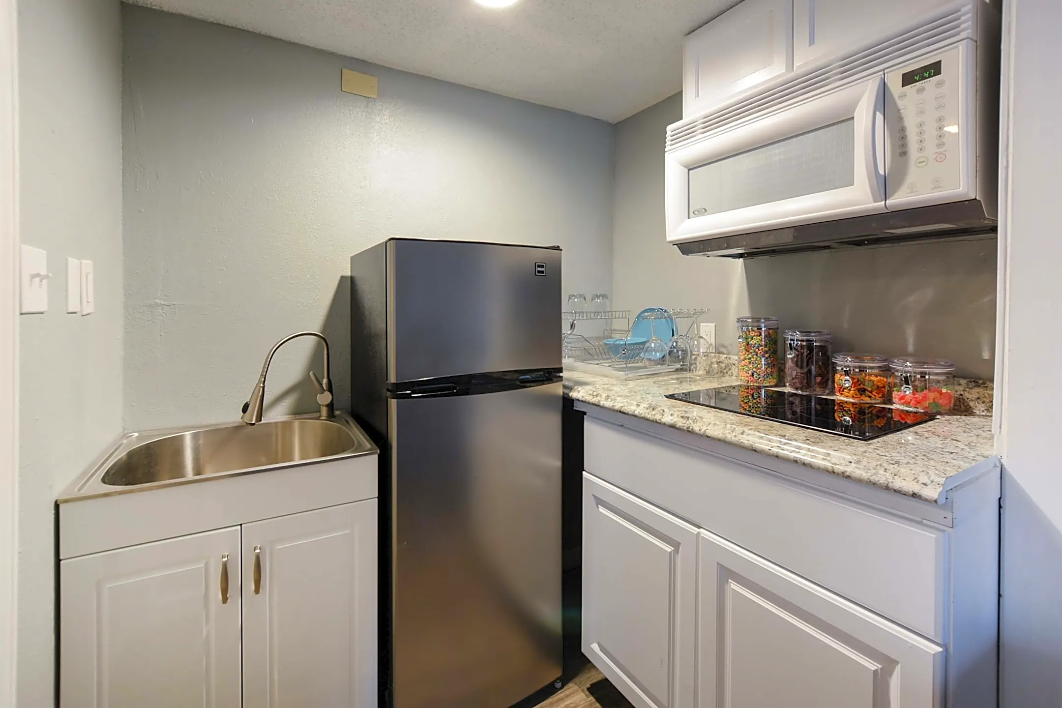 Plato's Cave Branson, MO 65616