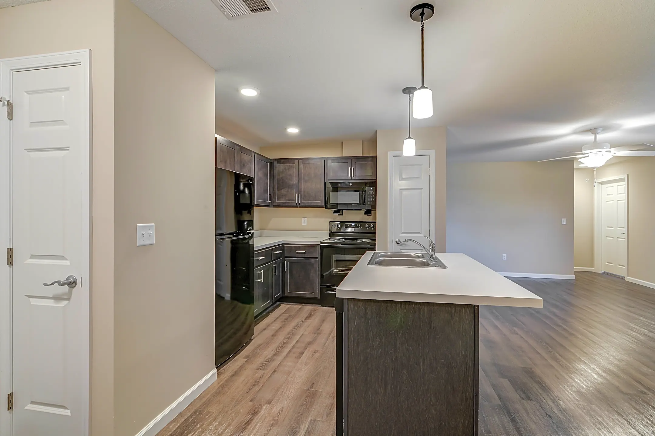 Kitchen - Thurston Landing - Senior 55+ - Saint Albans, WV