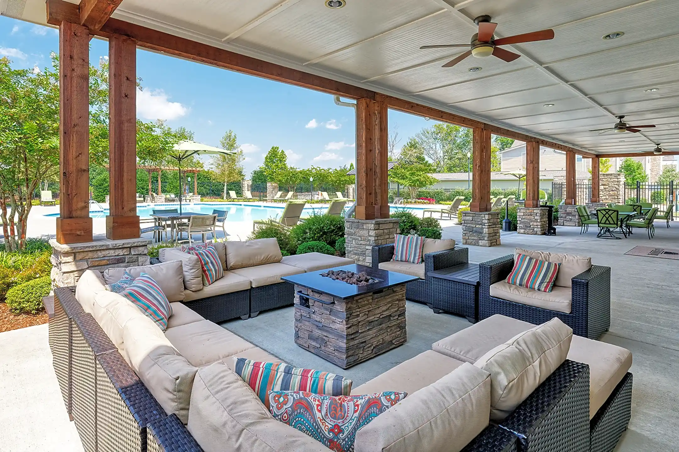 Glenbrook Apartments Hendersonville, TN 37075