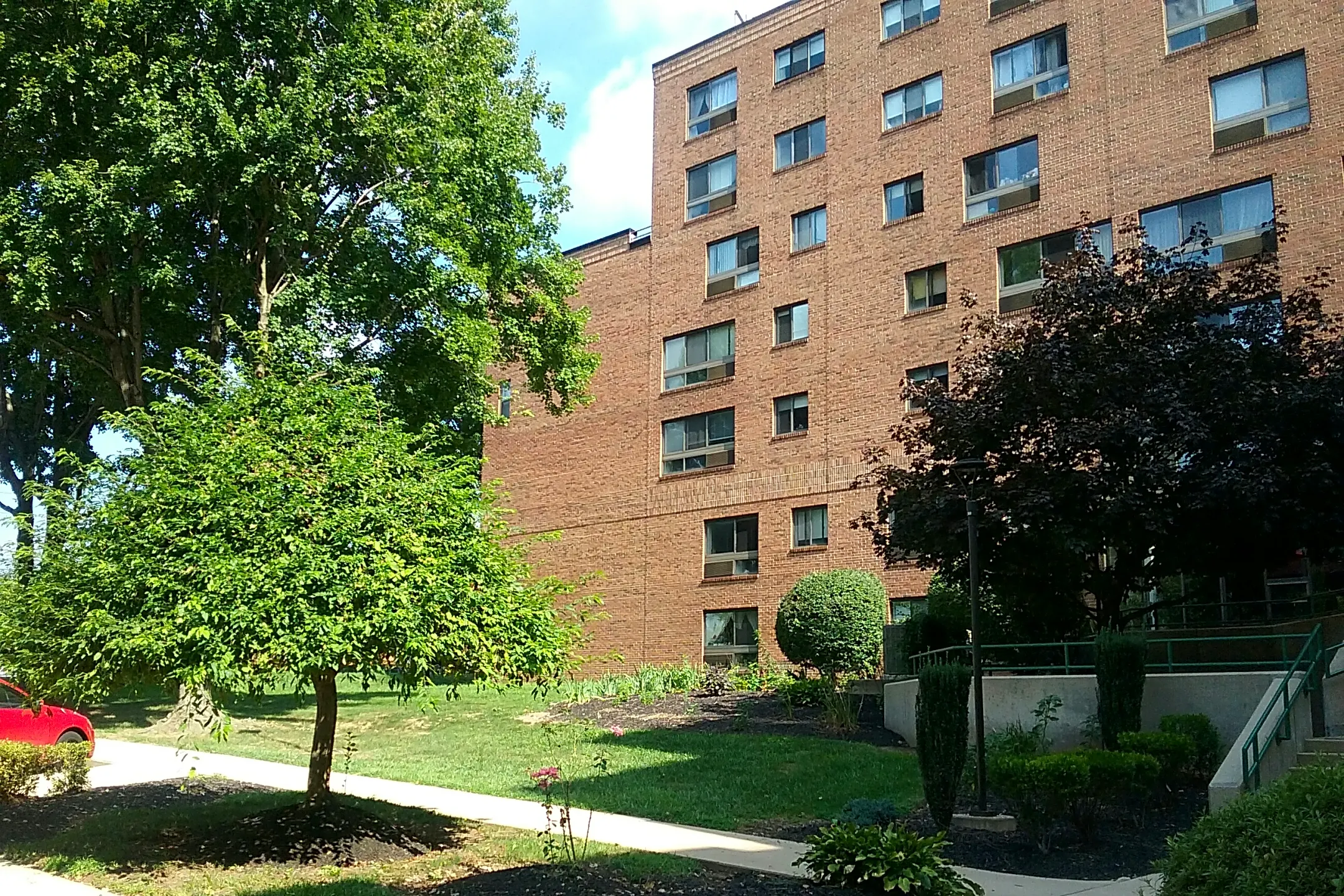 Quaker Hill Place Apartments - Wilmington, DE 19801