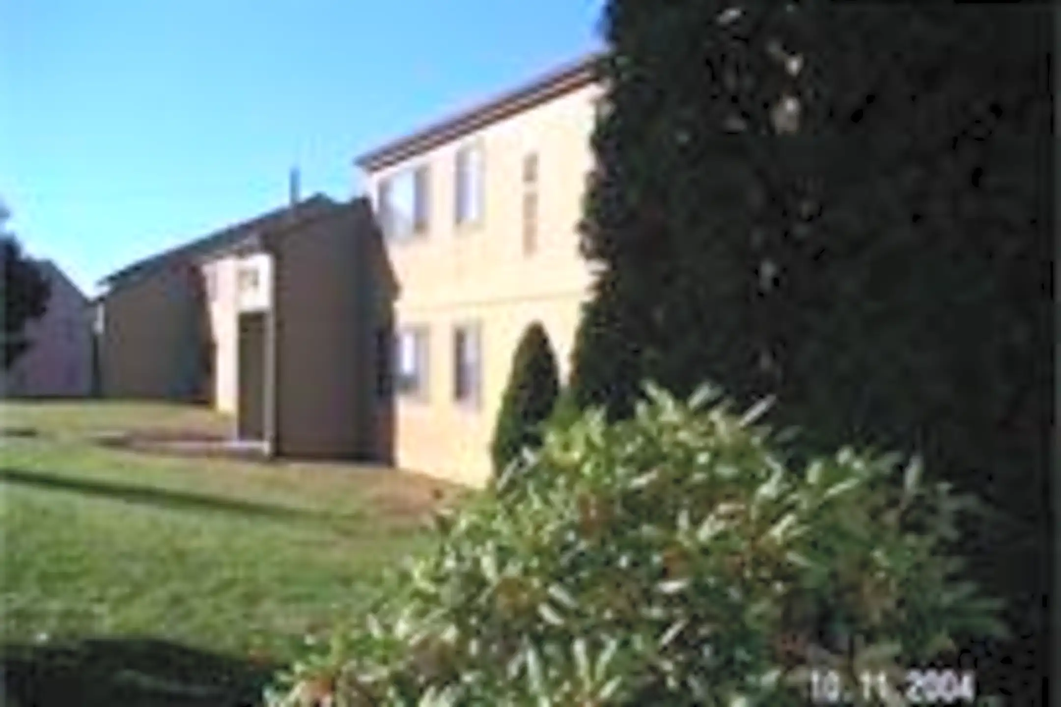 Highfield Crossing 1200 Highfield Ct Bethel Park, PA Apartments for