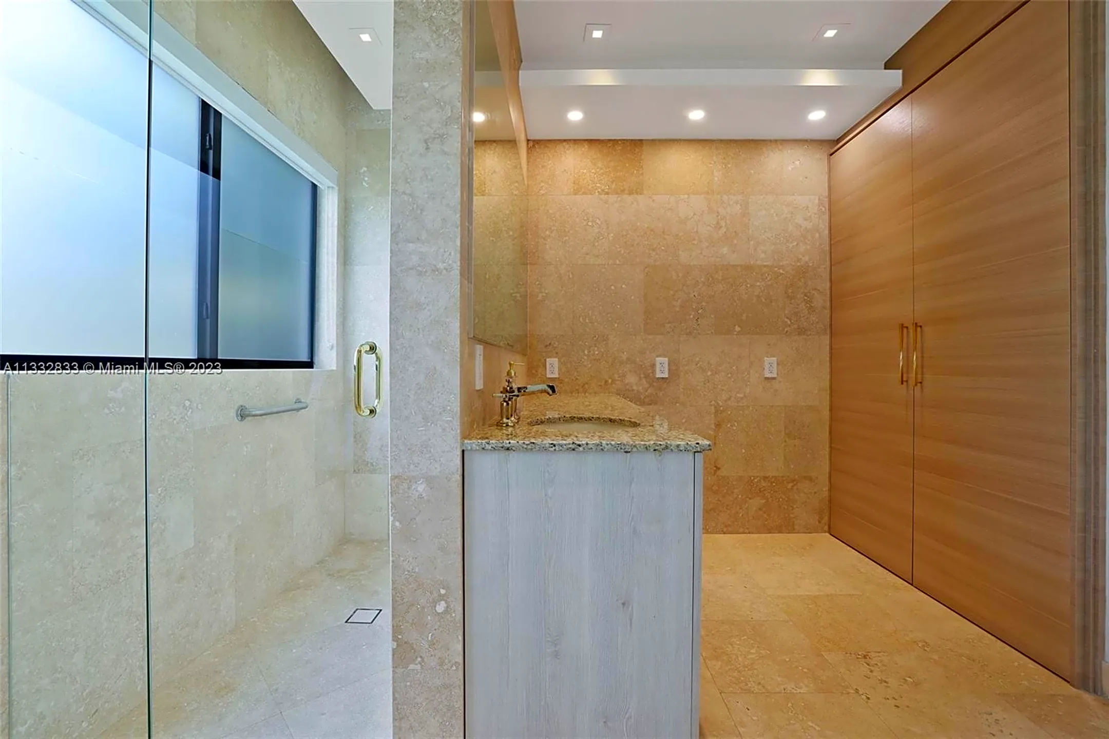 Bathroom - 1350 98th St - Bay Harbor Islands, FL