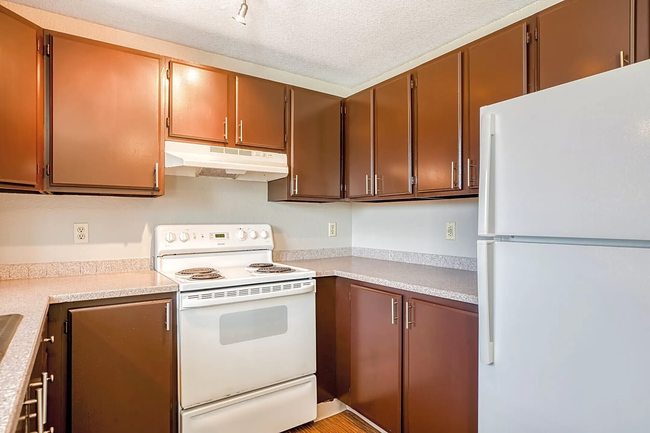 Pavilion Apartment Homes Federal Way, WA 98023