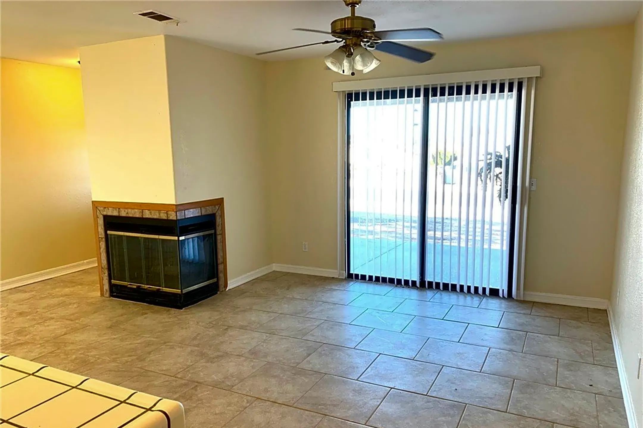 26830 Hitching Post Ln Helendale, CA Houses for Rent Rent.