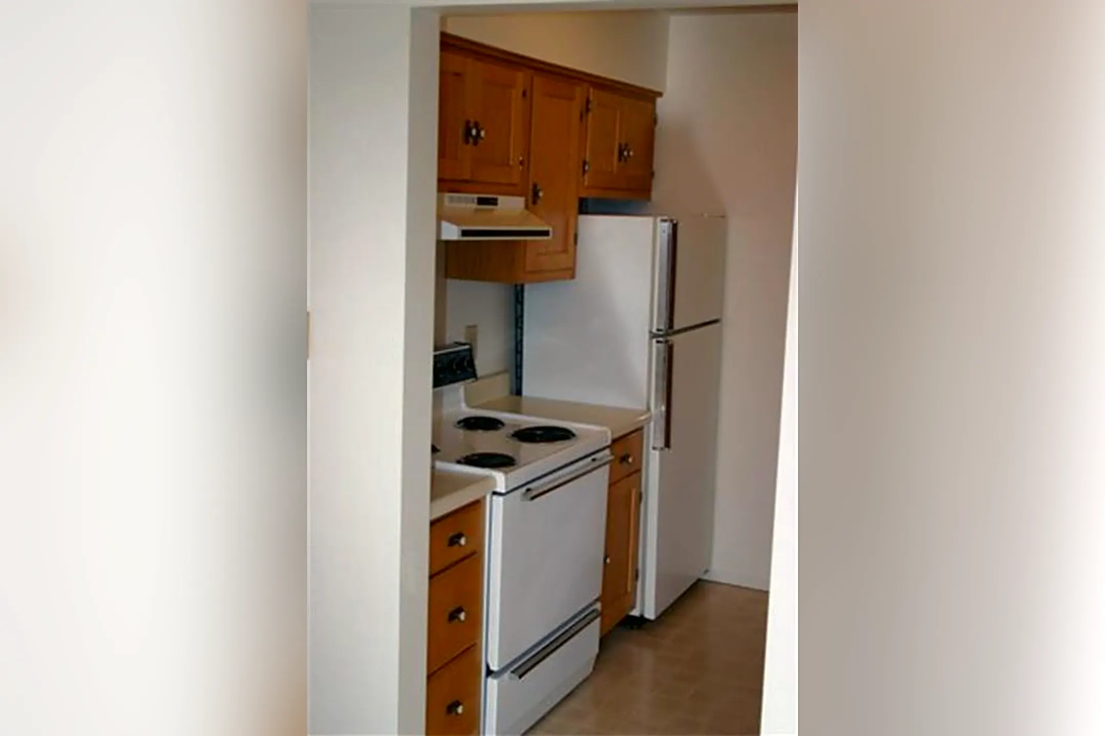 Foxfield Apartments 7335 N Conway Rd Alanson, MI Apartments for