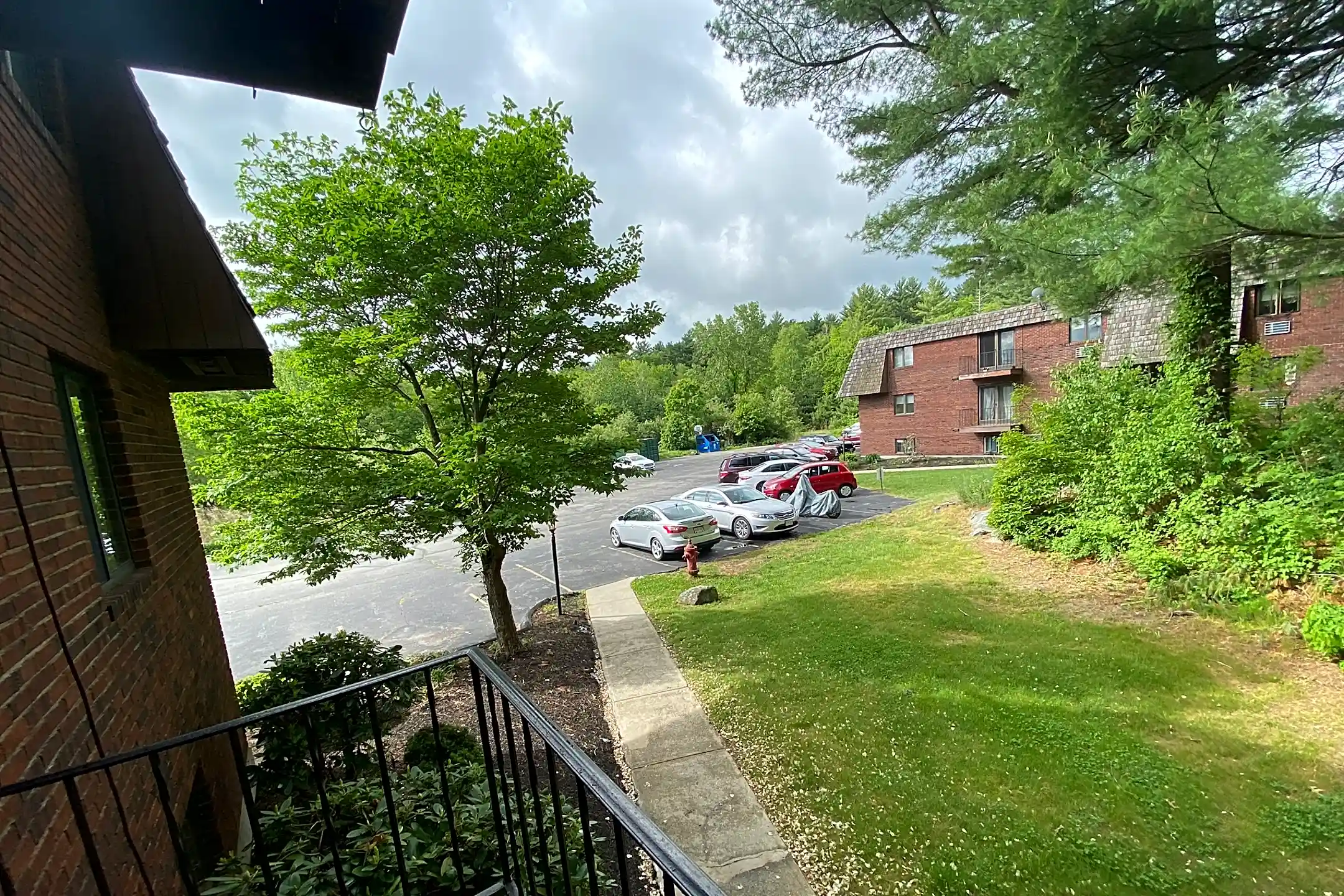 310 Thompson Road Apartments ster, MA 01570