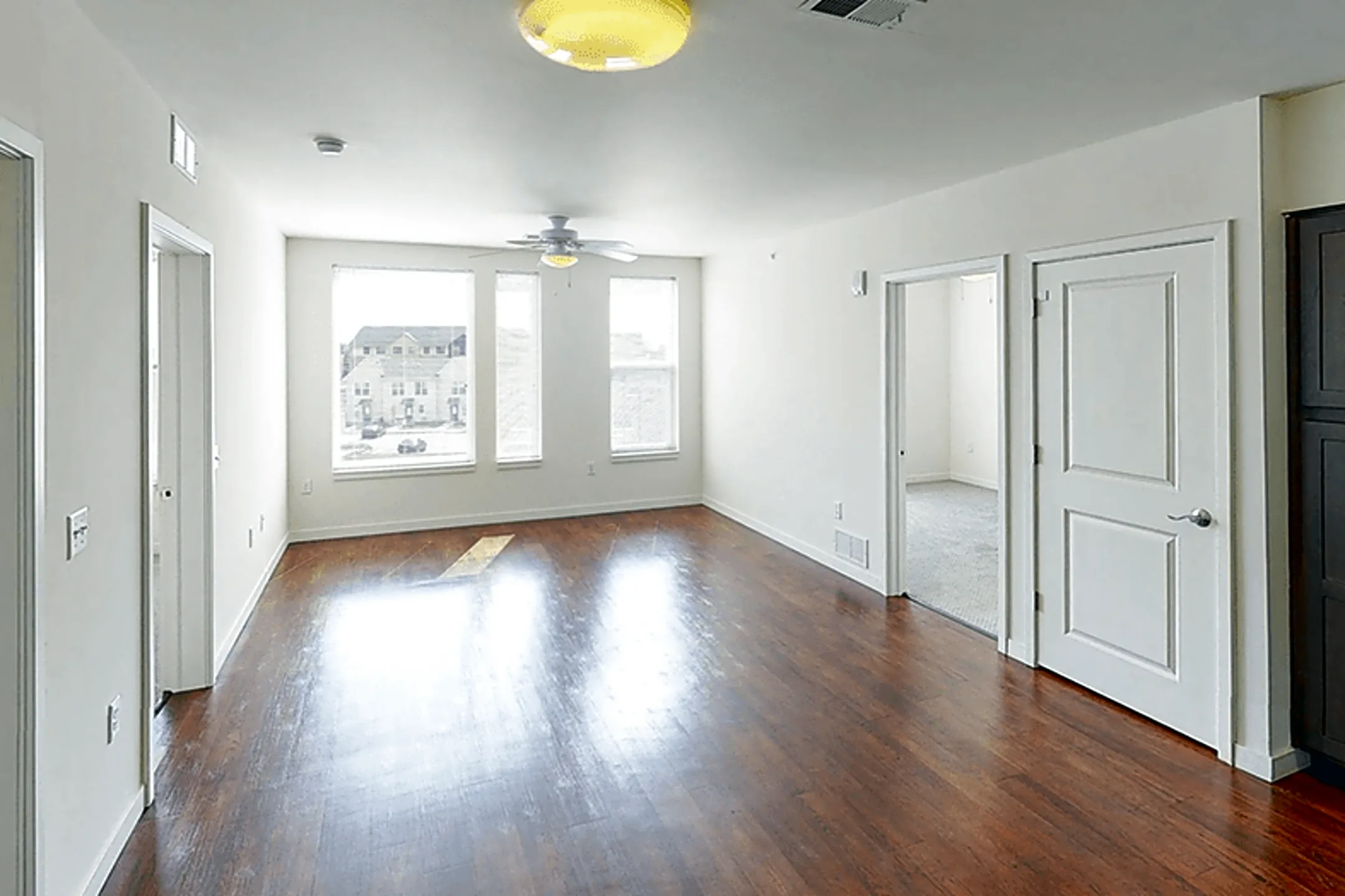 Legacy Pointe at Poindexter 1245 Mount Vernon Avenue Columbus, OH