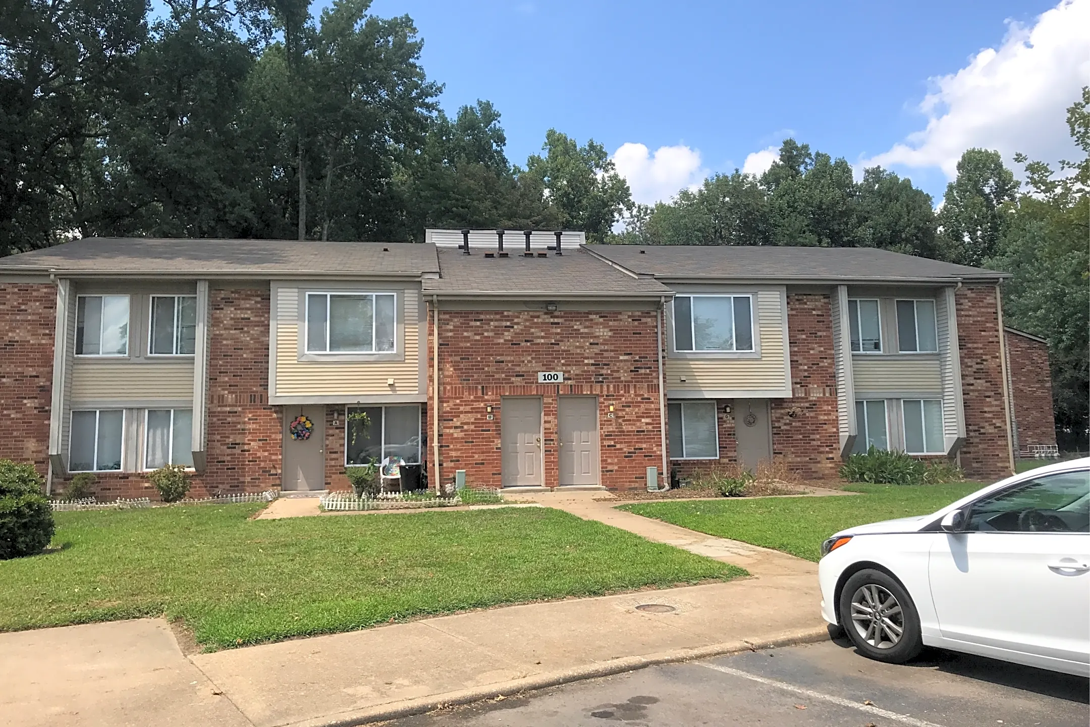 Country Place Apartments - 111 STARBUCK CT | Richmond, VA for Rent | Rent.