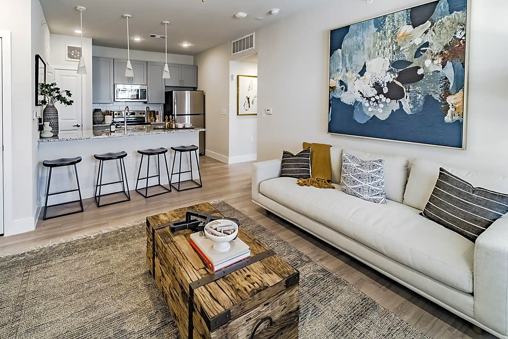 3232 N Garland Ave Condos Garland, TX 75040