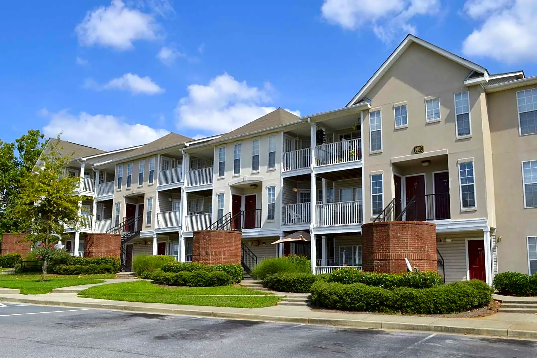 The Village At Castleberry Hill Apartments