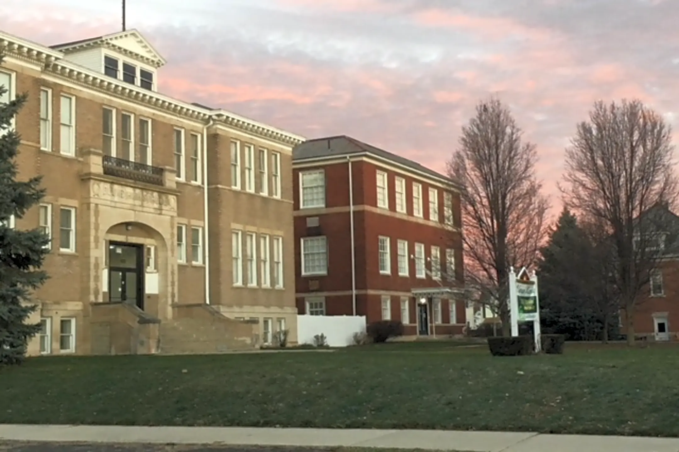 407 S Blackhoof St 407 S Blackhoof St unit 18 OH