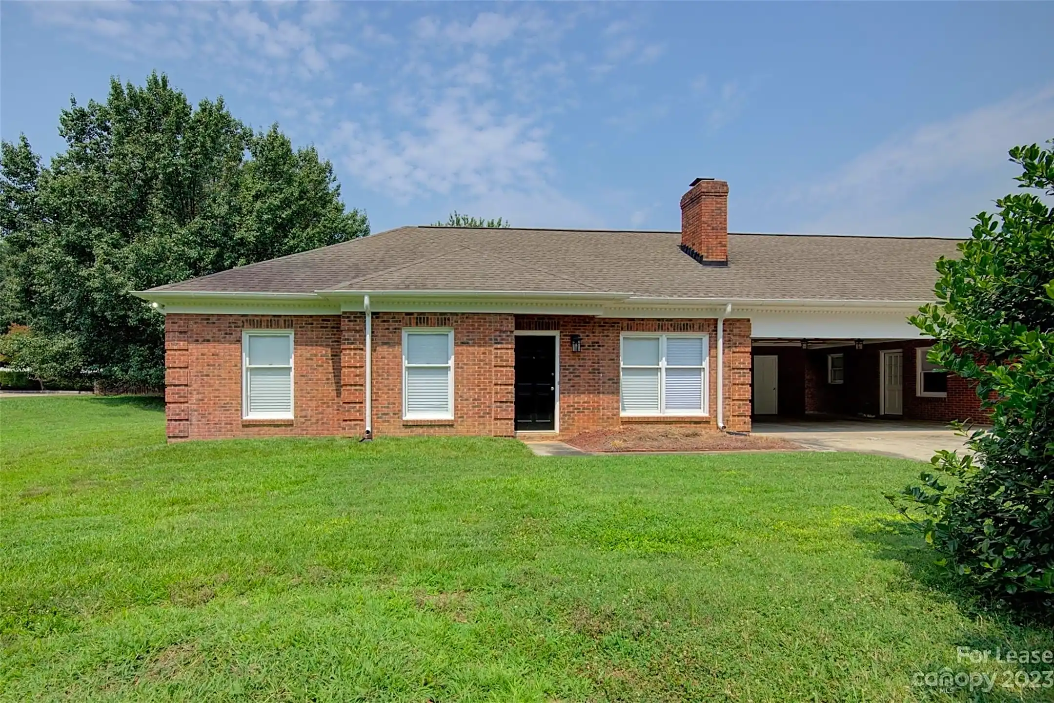 Building - 5132 Rea Rd - Charlotte, NC