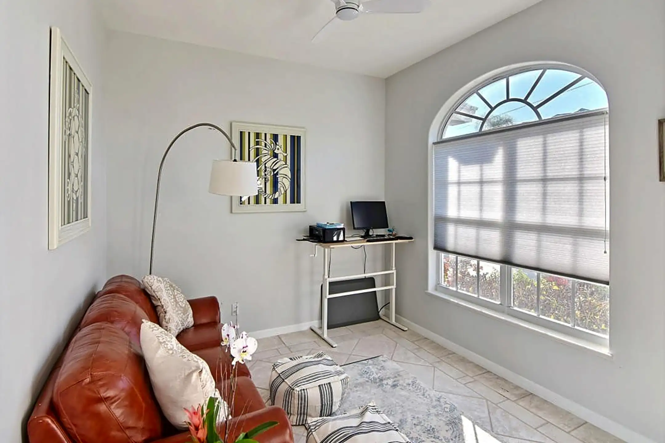 Living Room - 705 Bahia Mar Rd - Vero Beach, FL
