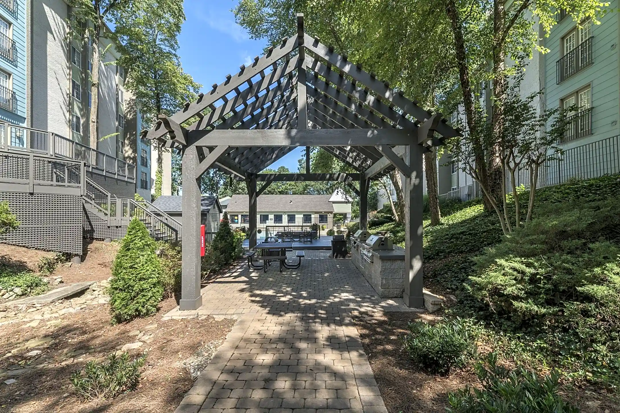 The Whitney at Sandy Springs - 5555 Roswell Rd | Atlanta, GA Apartments ...