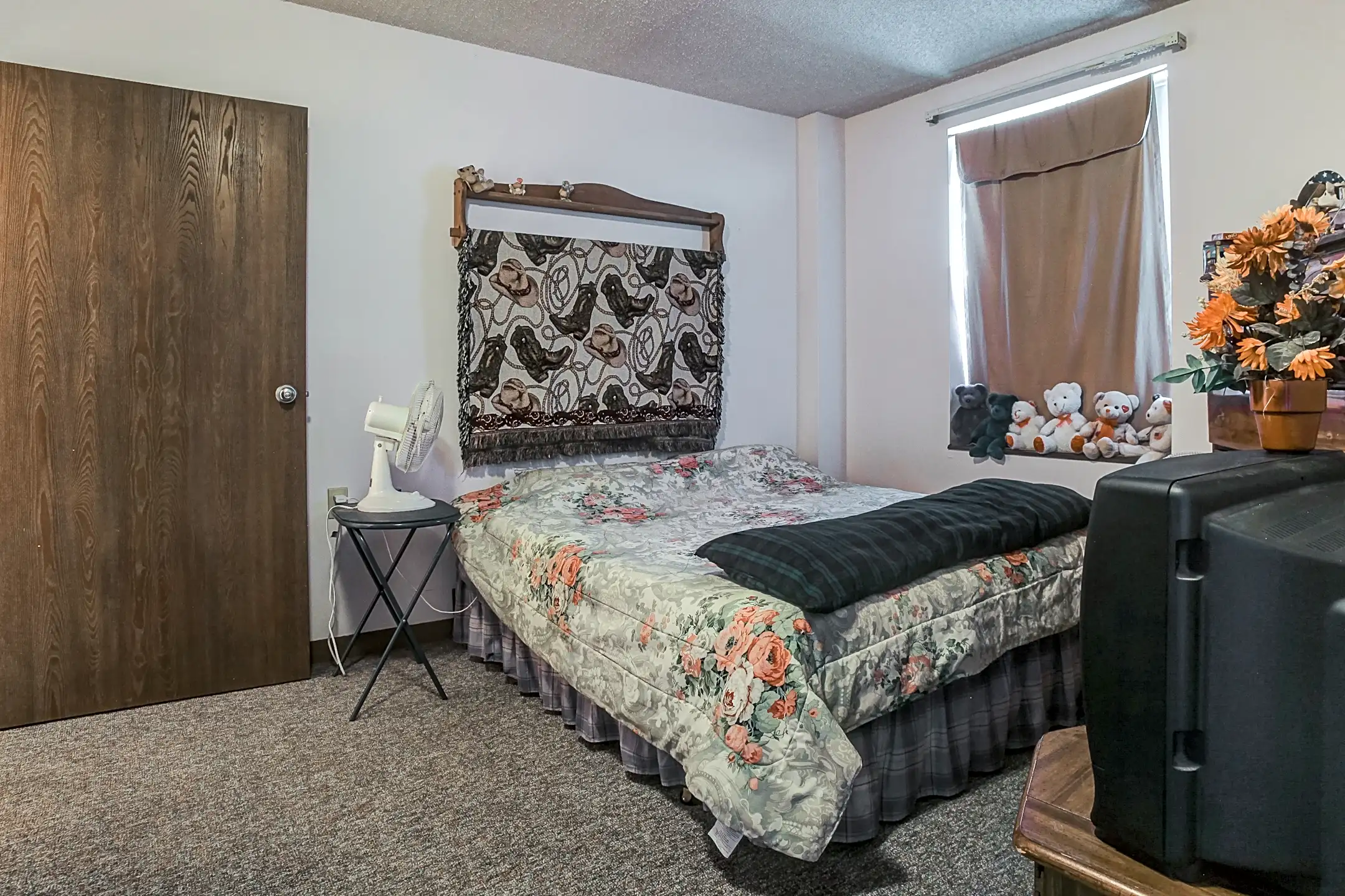 Parkview Plaza 410 W Court St Clay Center, KS Apartments for Rent