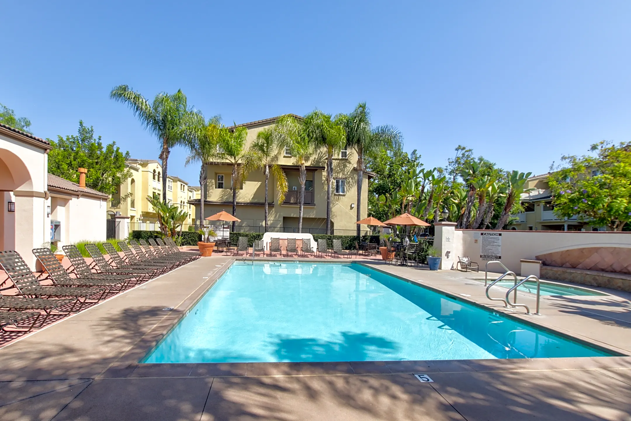 Laurel Glen Apartment Homes Apartments - Ladera Ranch, CA 92694