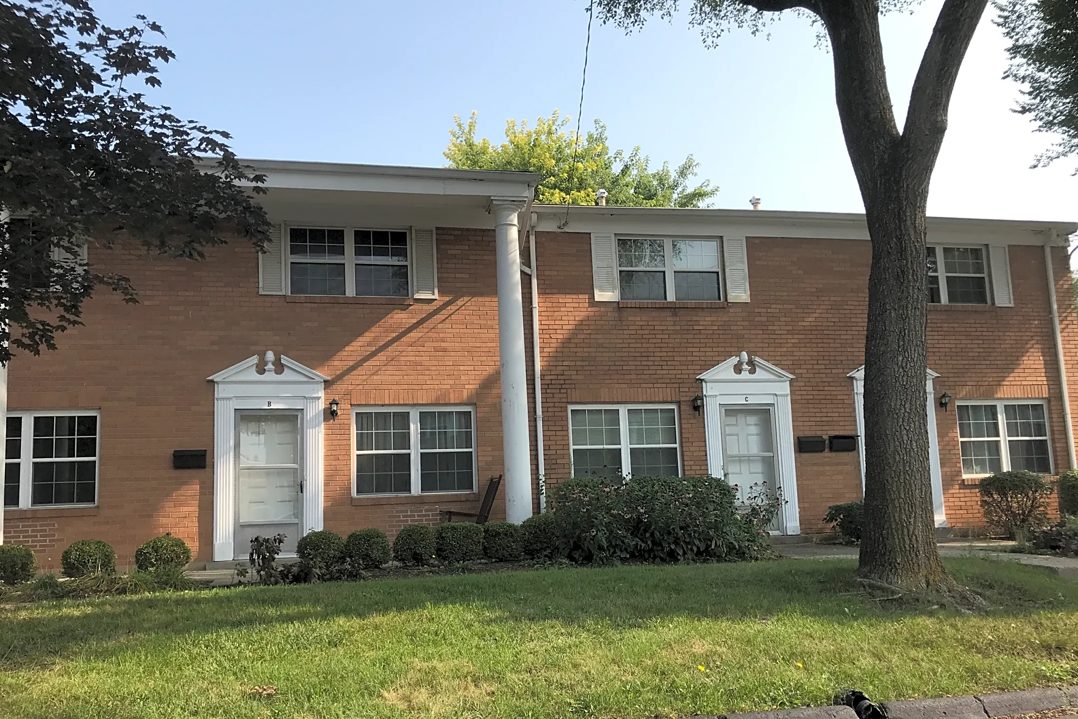 Ridgewood Court Townhomes Apartments - Springfield, Oh 45503