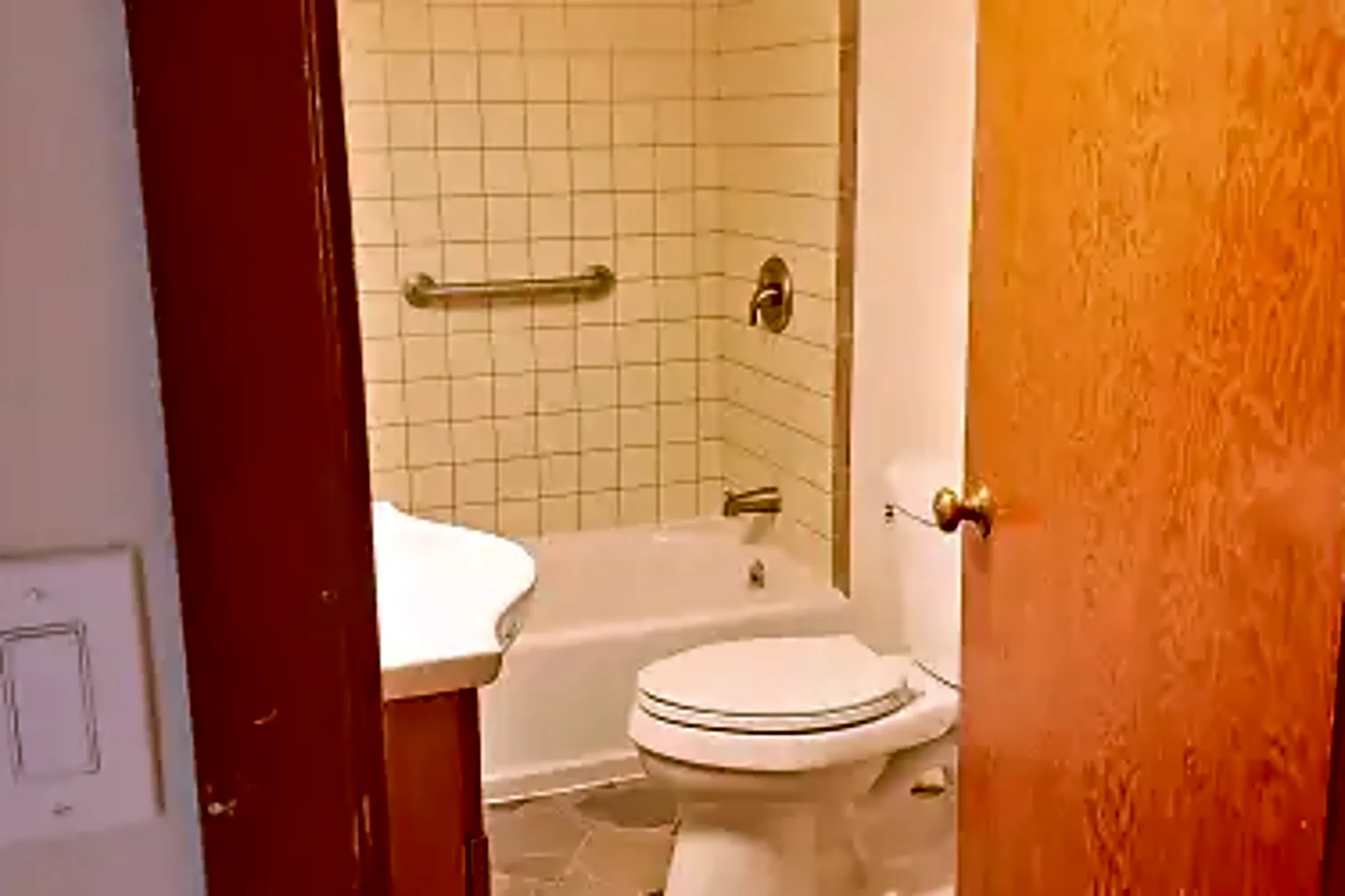 416 E Eli Ave Chelan, WA Houses for Rent Rent.