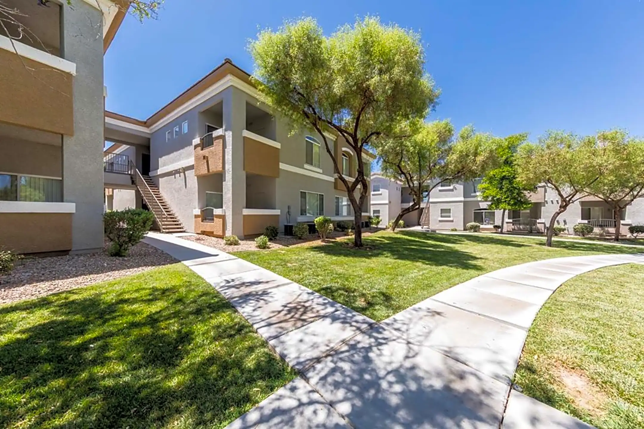 Parkside Villas 8400 S Maryland Pkwy Las Vegas, NV Apartments for