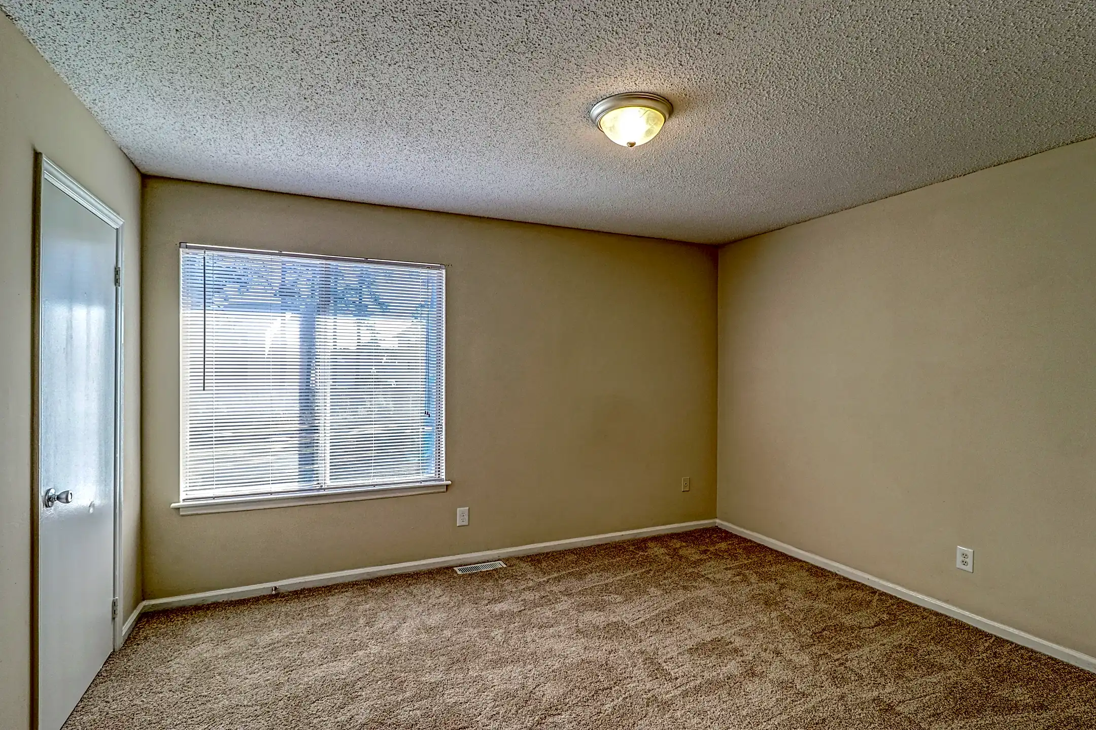 Lakeview 106 Barkwood Dr Greenwood, SC Apartments for Rent Rent.