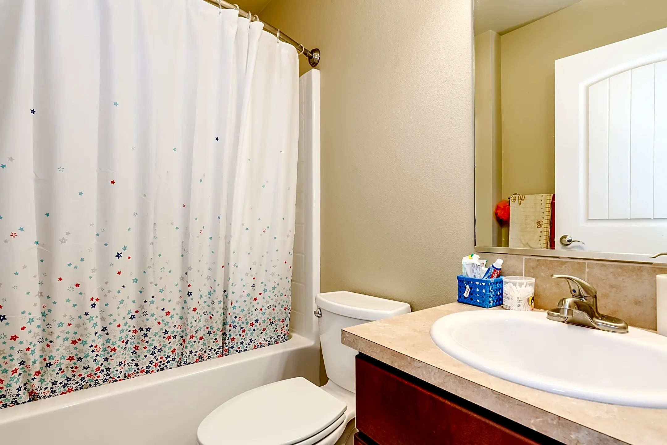 The Duck Flats Student Housing 945 Patterson St Eugene, OR