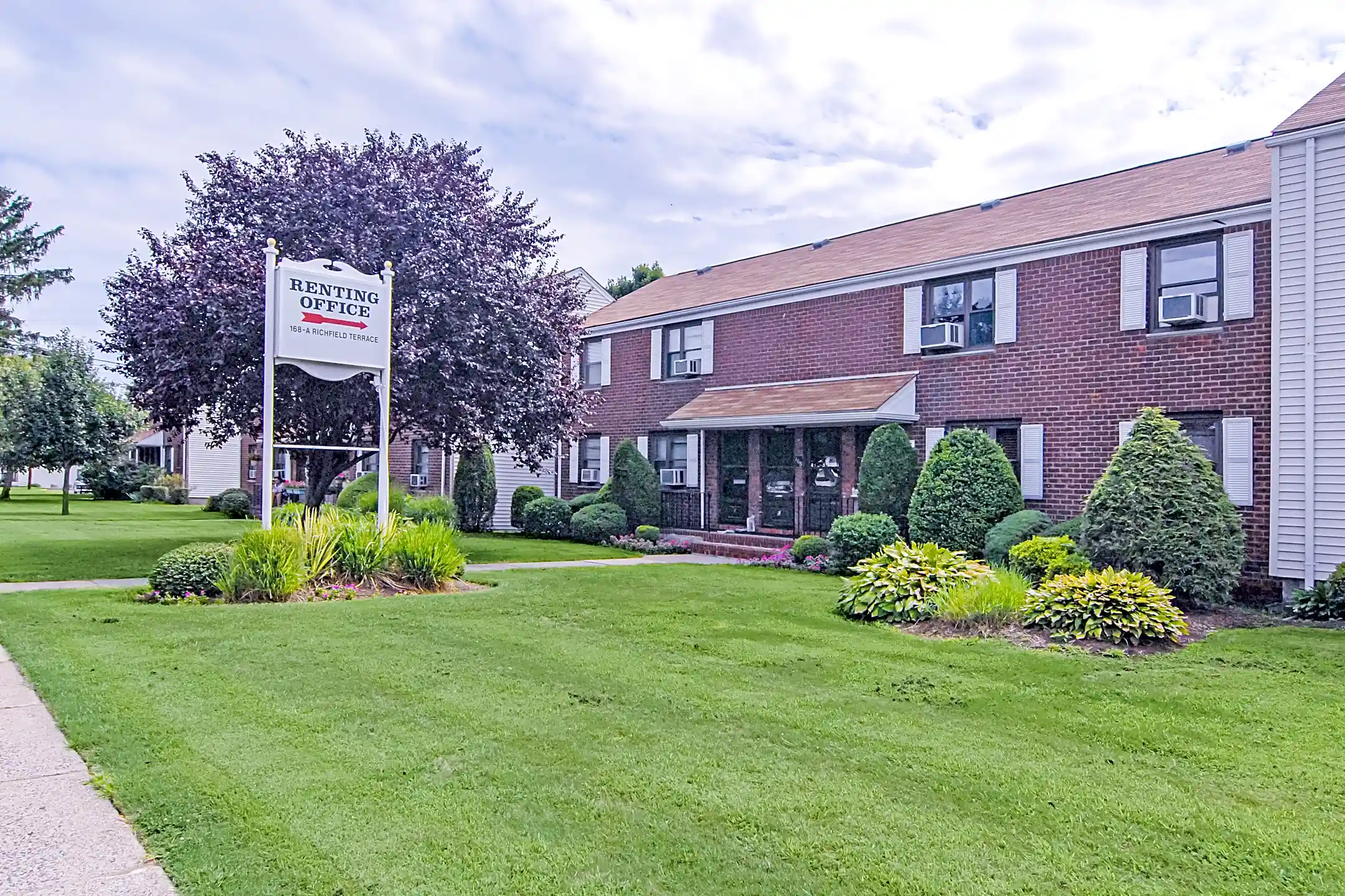 Richfield Village Clifton, NJ 07012