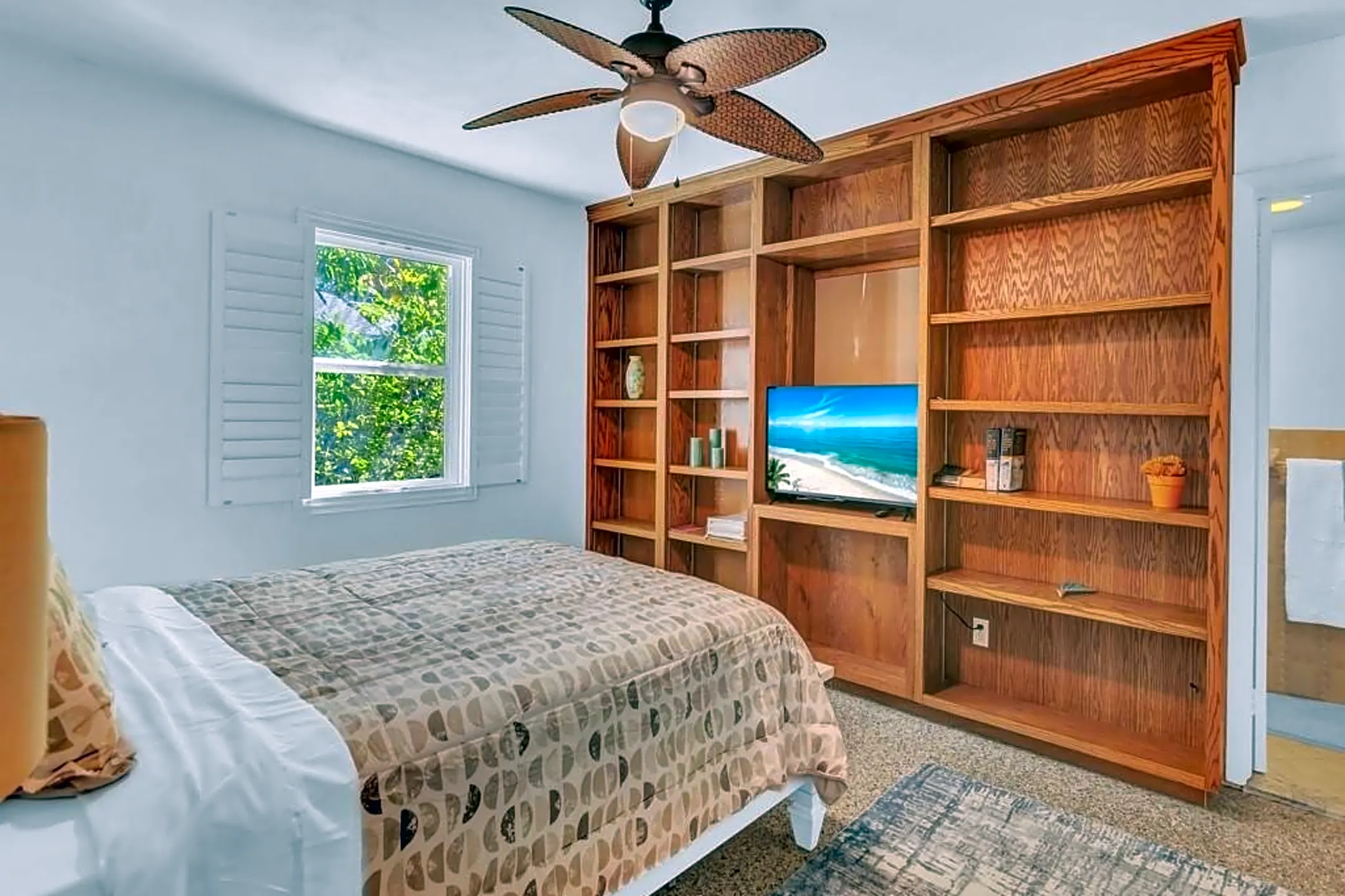 Bedroom - 812 Flamevine Ln - Vero Beach, FL